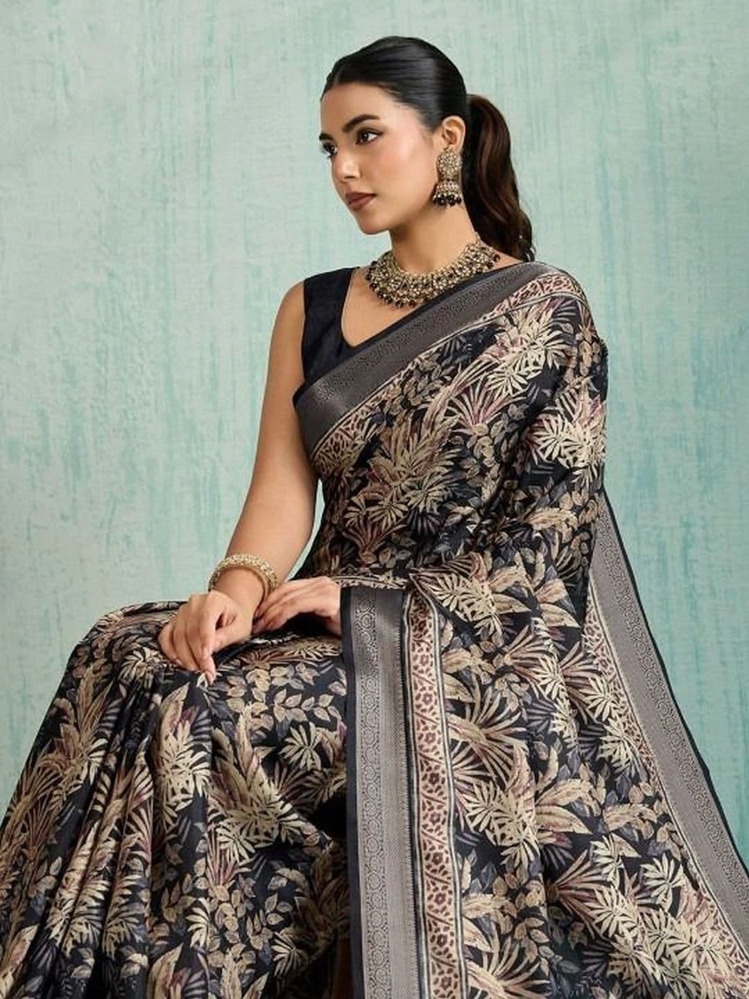 Moda Rapido Floral Silk Blend Designer Saree thumbnail 2