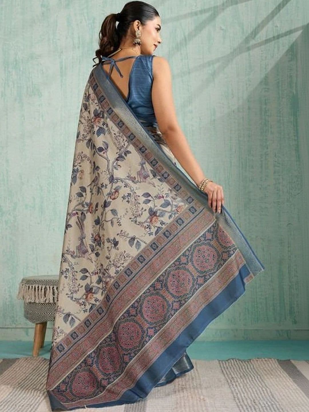 Moda Rapido Silk Blend Designer Saree thumbnail 4