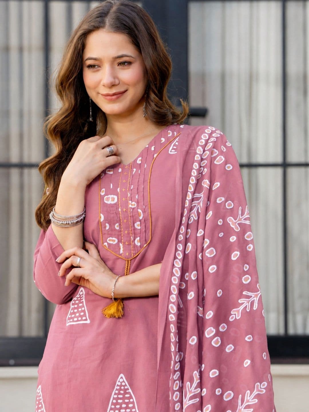 PARTHVI Women Printed Regular Pure Cotton Kurta with Trousers & With Dupatta thumbnail 3