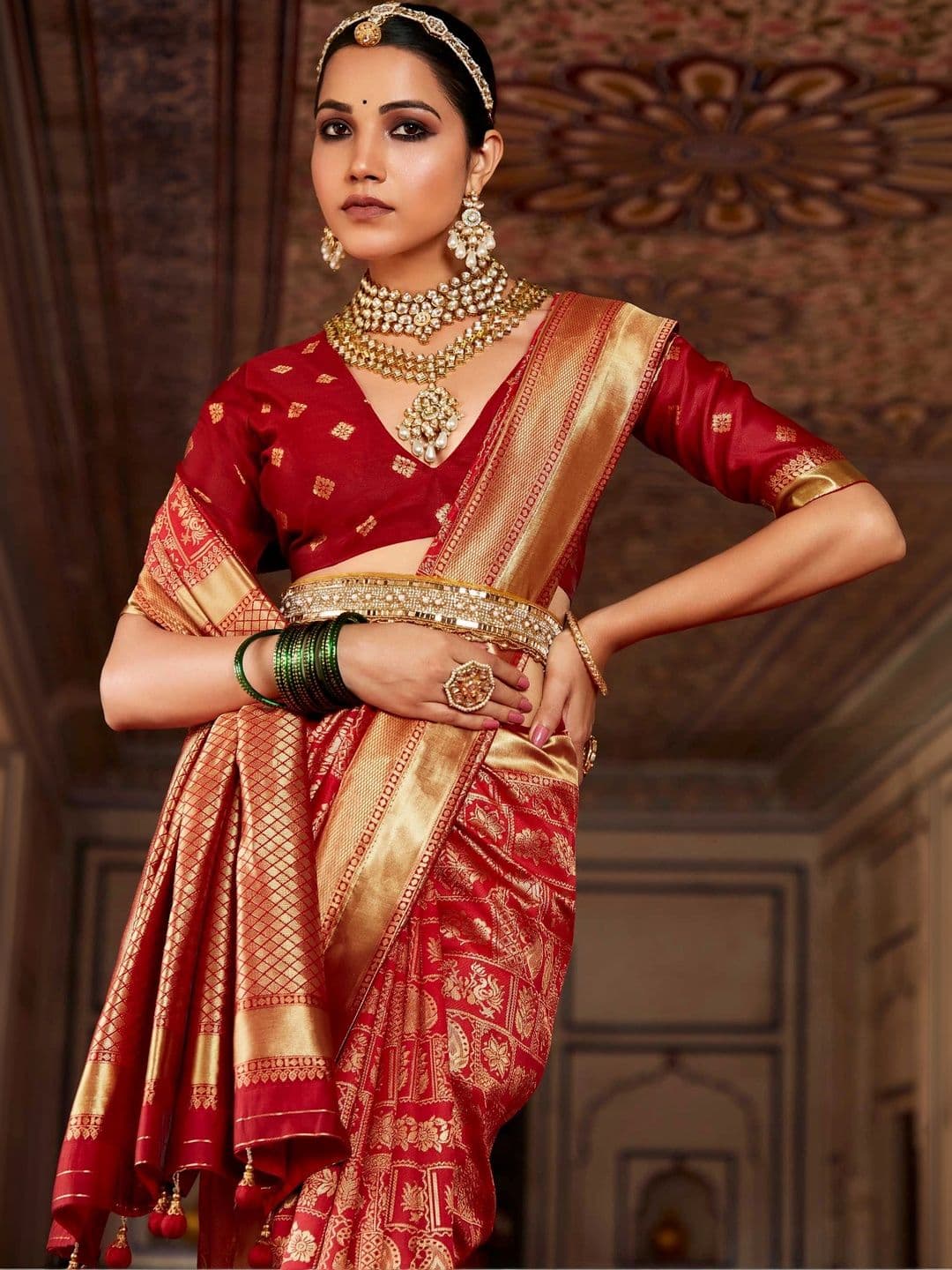 ELINA FASHION & HOME Women Floral Zari Silk Blend Designer Banarasi Saree thumbnail 3