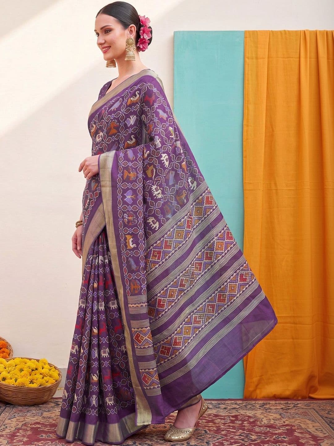 Anouk Ethnic Motifs Zari Silk Blend Designer Patola Saree thumbnail 3