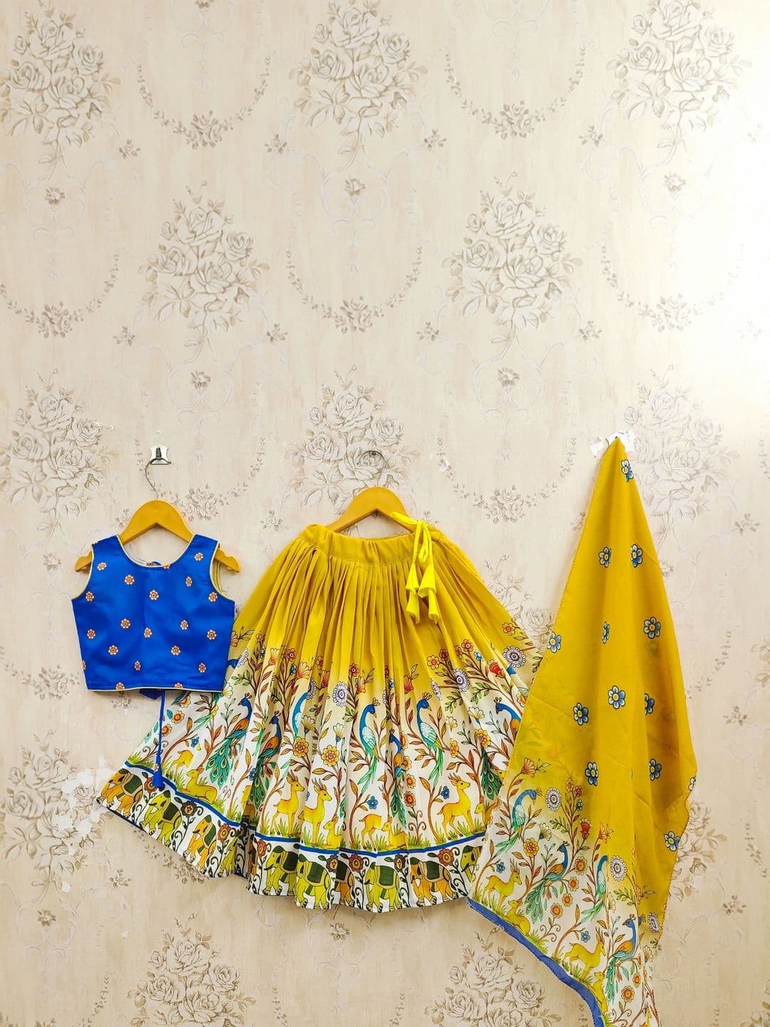 KALINI Girls Printed Kalamkari Ready to Wear Lehenga & Blouse With Dupatta thumbnail 4