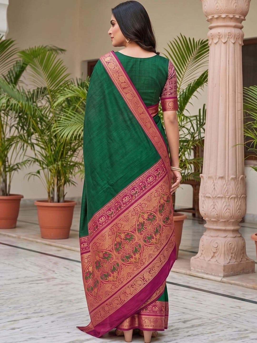 Peachmode Woven Design Zari Art Silk Handloom Patola Saree thumbnail 3