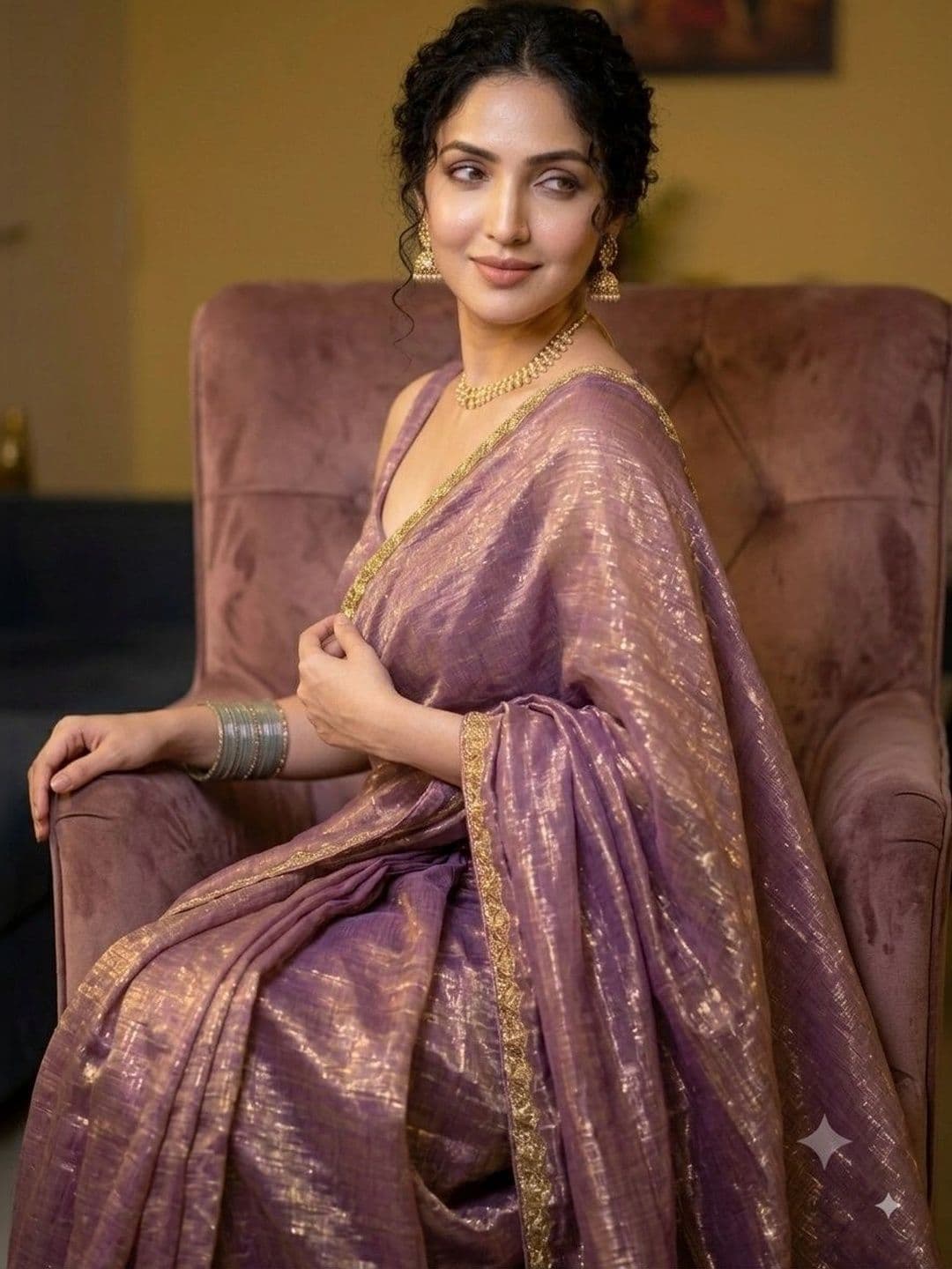 Akshmi Creation Striped Zari Supernet Saree thumbnail 4