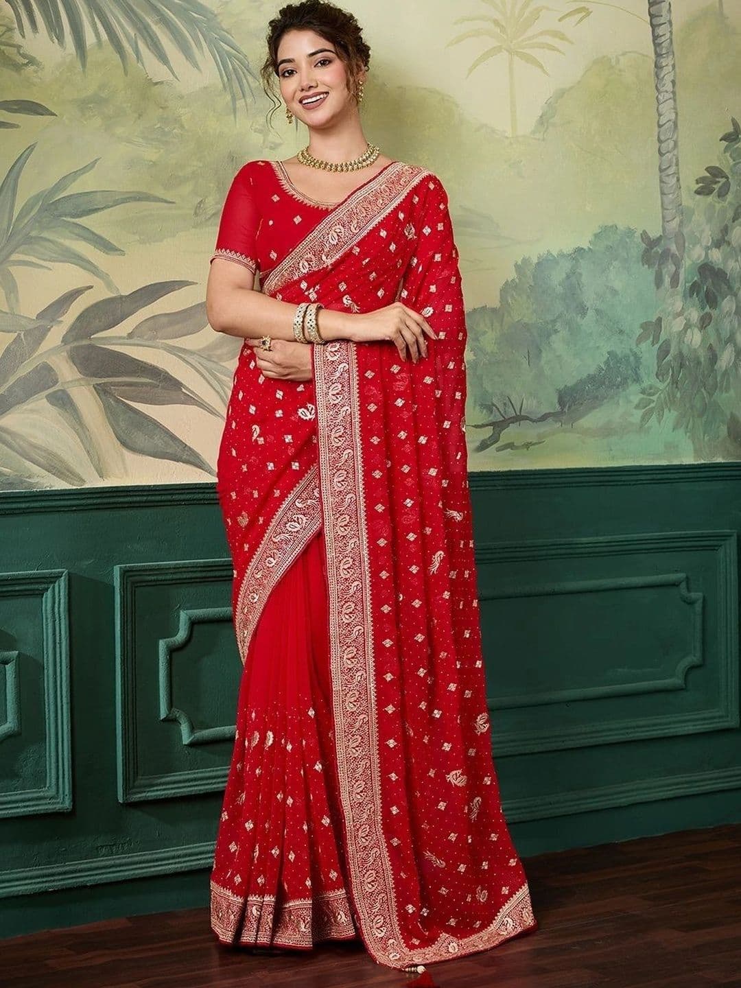 Leelavati Ethnic Motifs Embroidered Pure Chiffon Saree - view 1