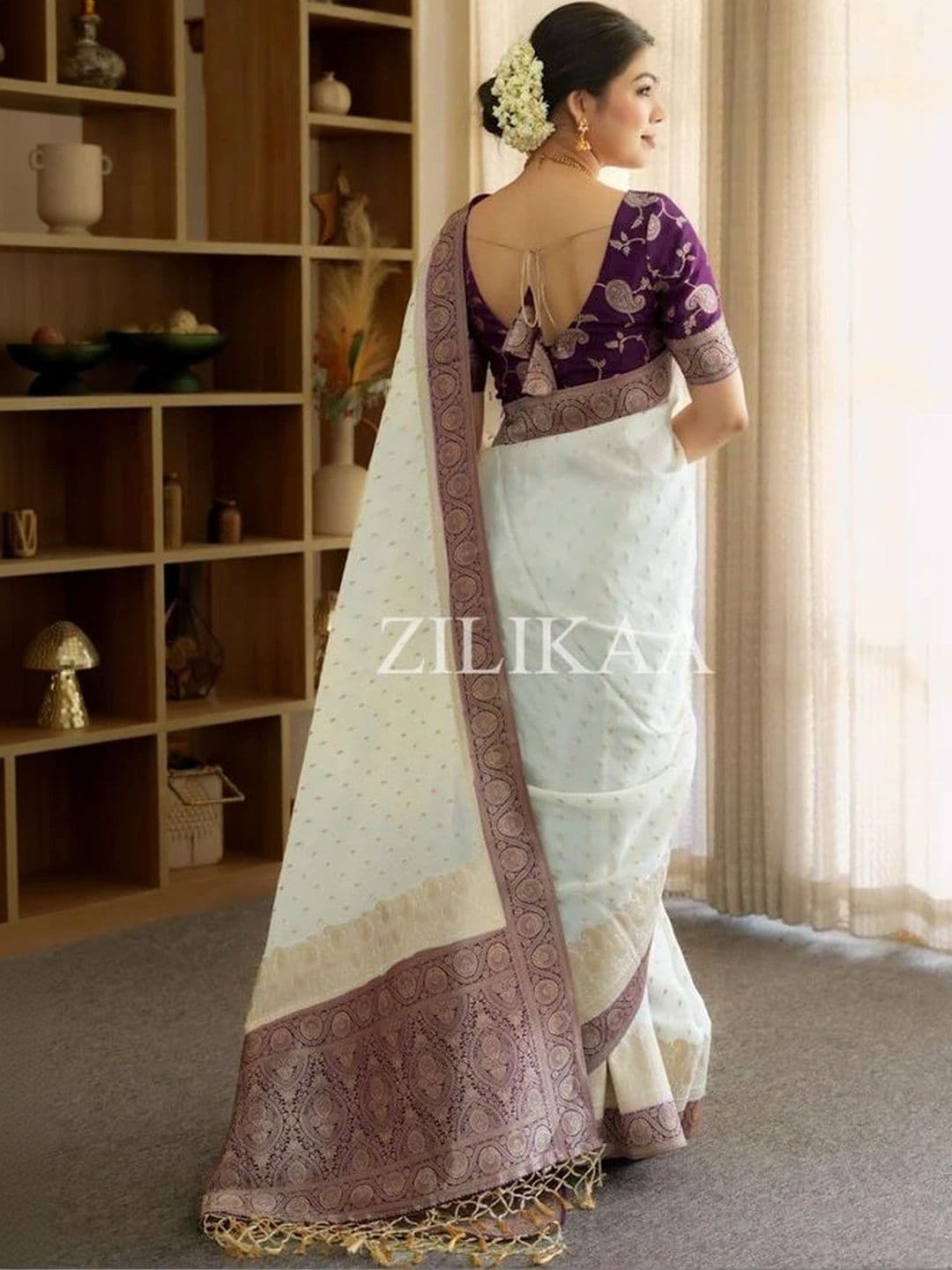 ZELLURE Woven Design Zari Art Silk Kanjeevaram Saree thumbnail 4