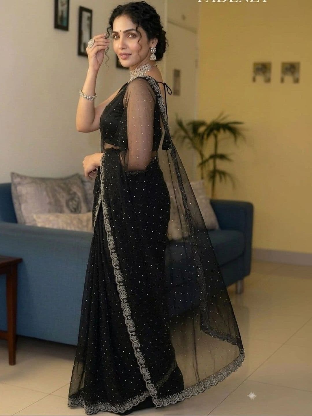 Akshmi Creation Embellished Supernet Saree thumbnail 4