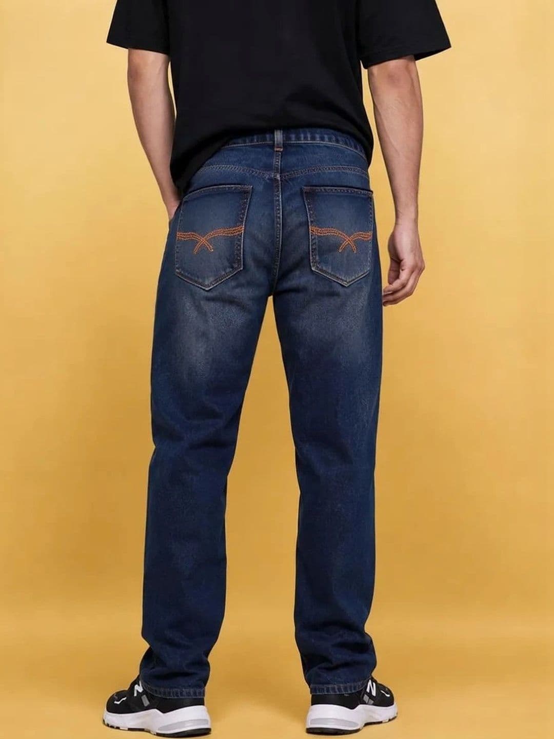 Roadster Men Jean Straight Fit Mid-Rise Low Distress Stretchable Jeans thumbnail 4
