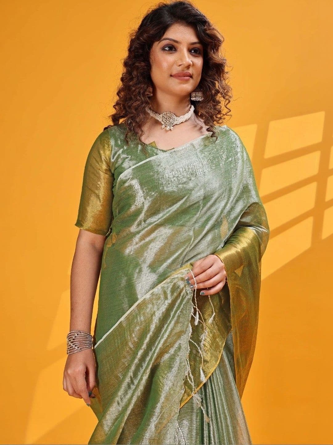 aeriebier Woven Design Zari Tissue Chanderi Saree thumbnail 5