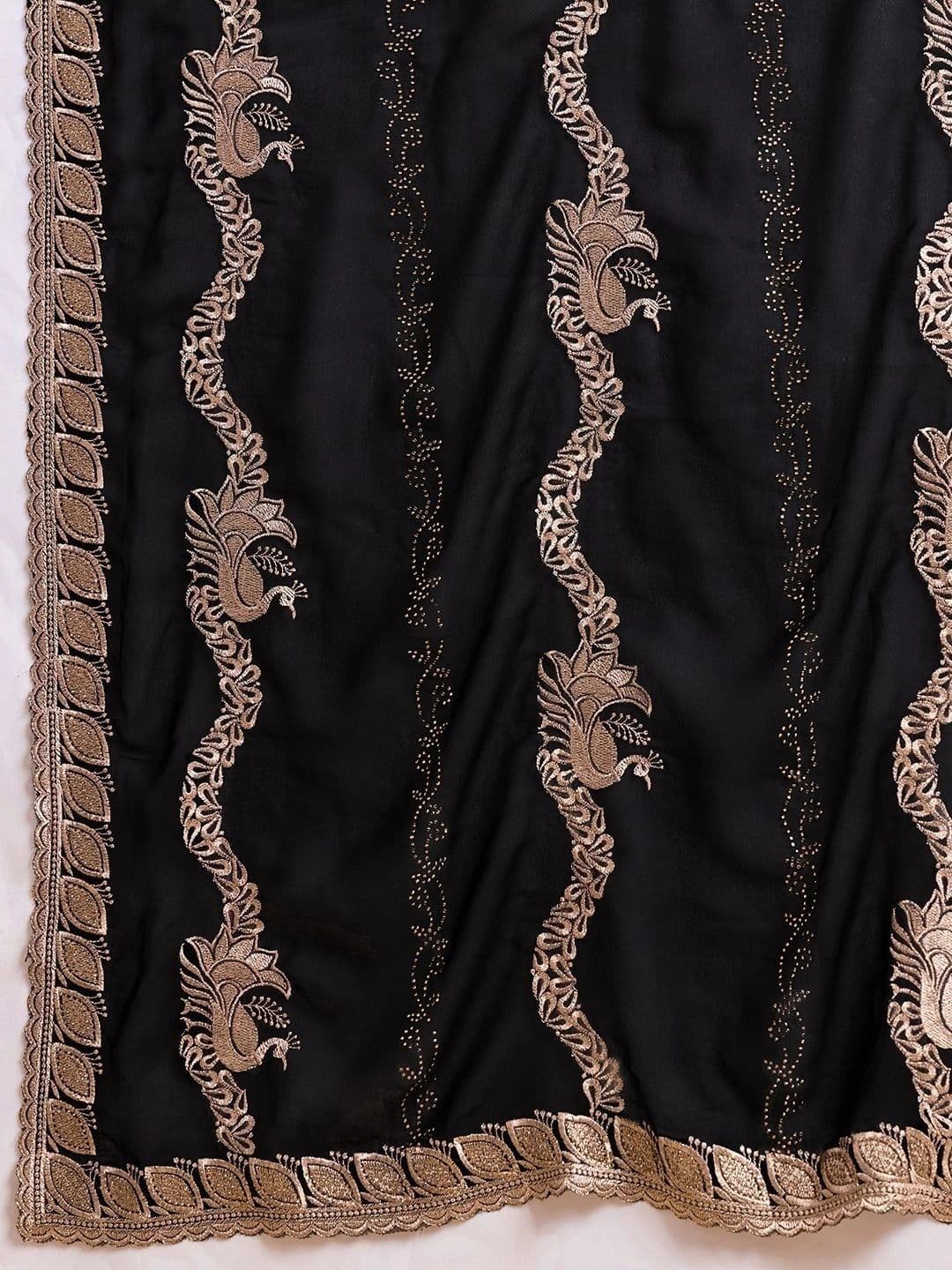 Leelavati Woven Design Embroidered Pure Chiffon Saree thumbnail 4
