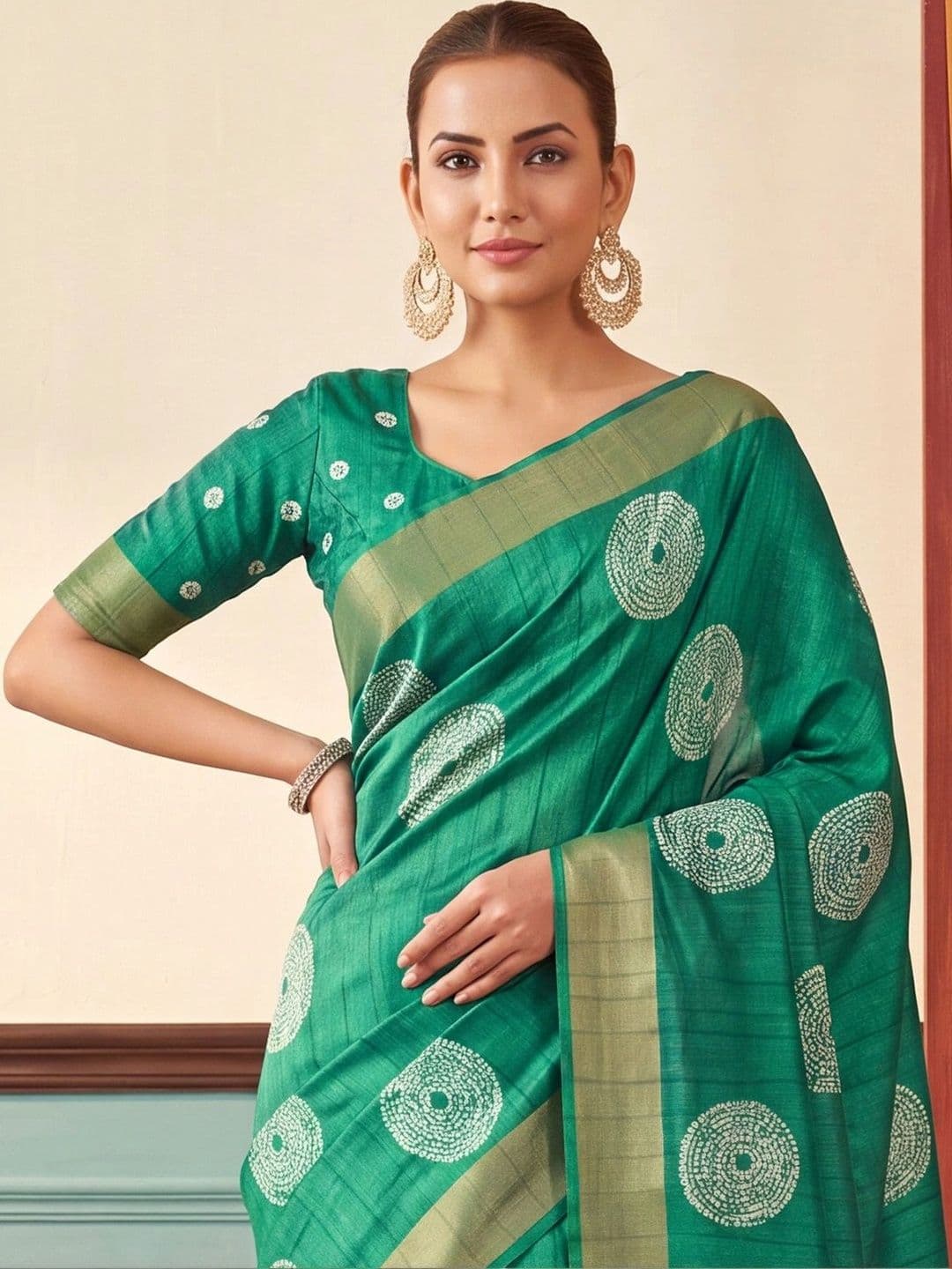 Anouk Bandhani Zari Silk Blend Designer Block Print Saree thumbnail 7
