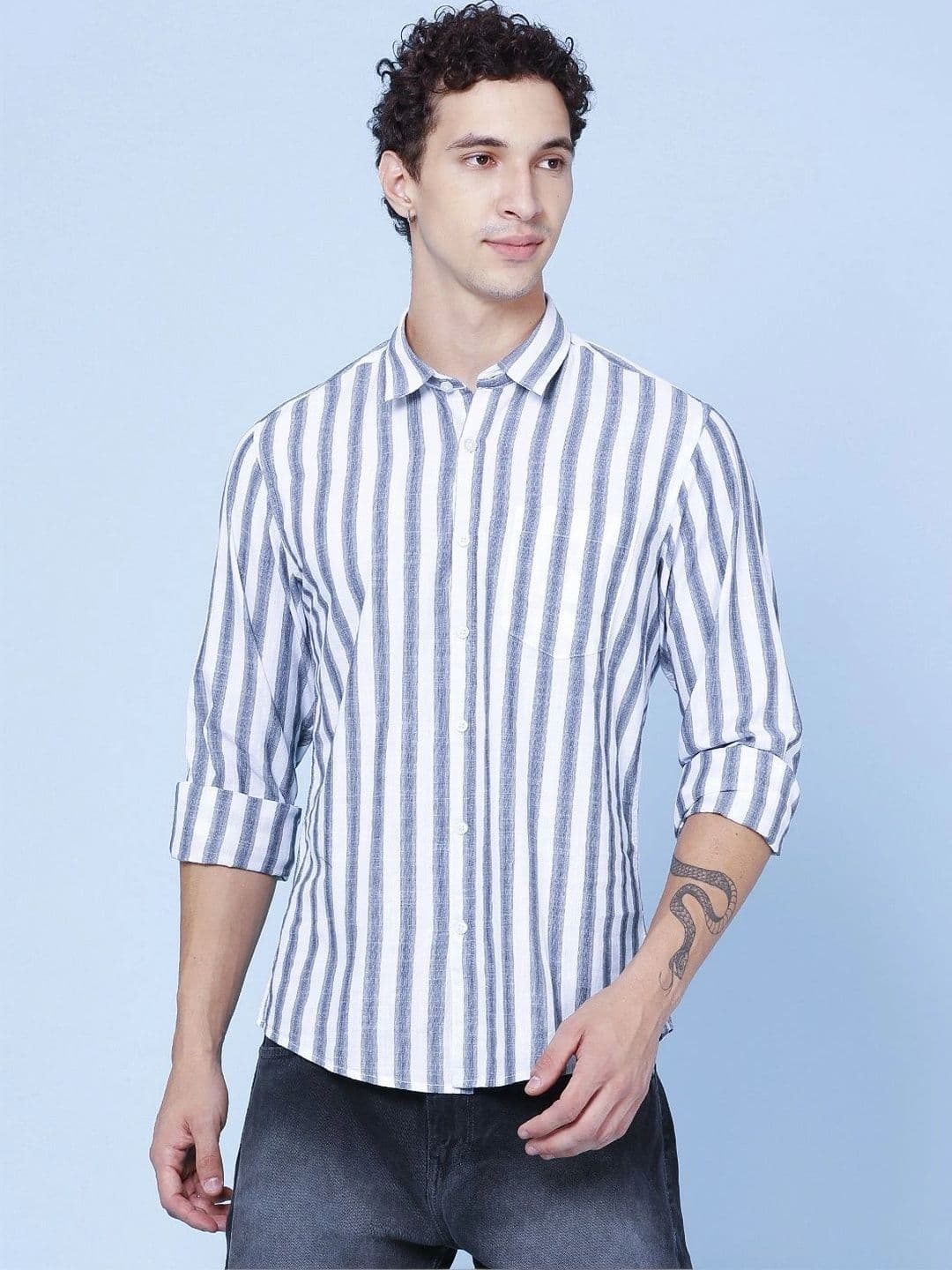 LIMEROAD Men Slim Fit Striped Casual Shirt thumbnail 5