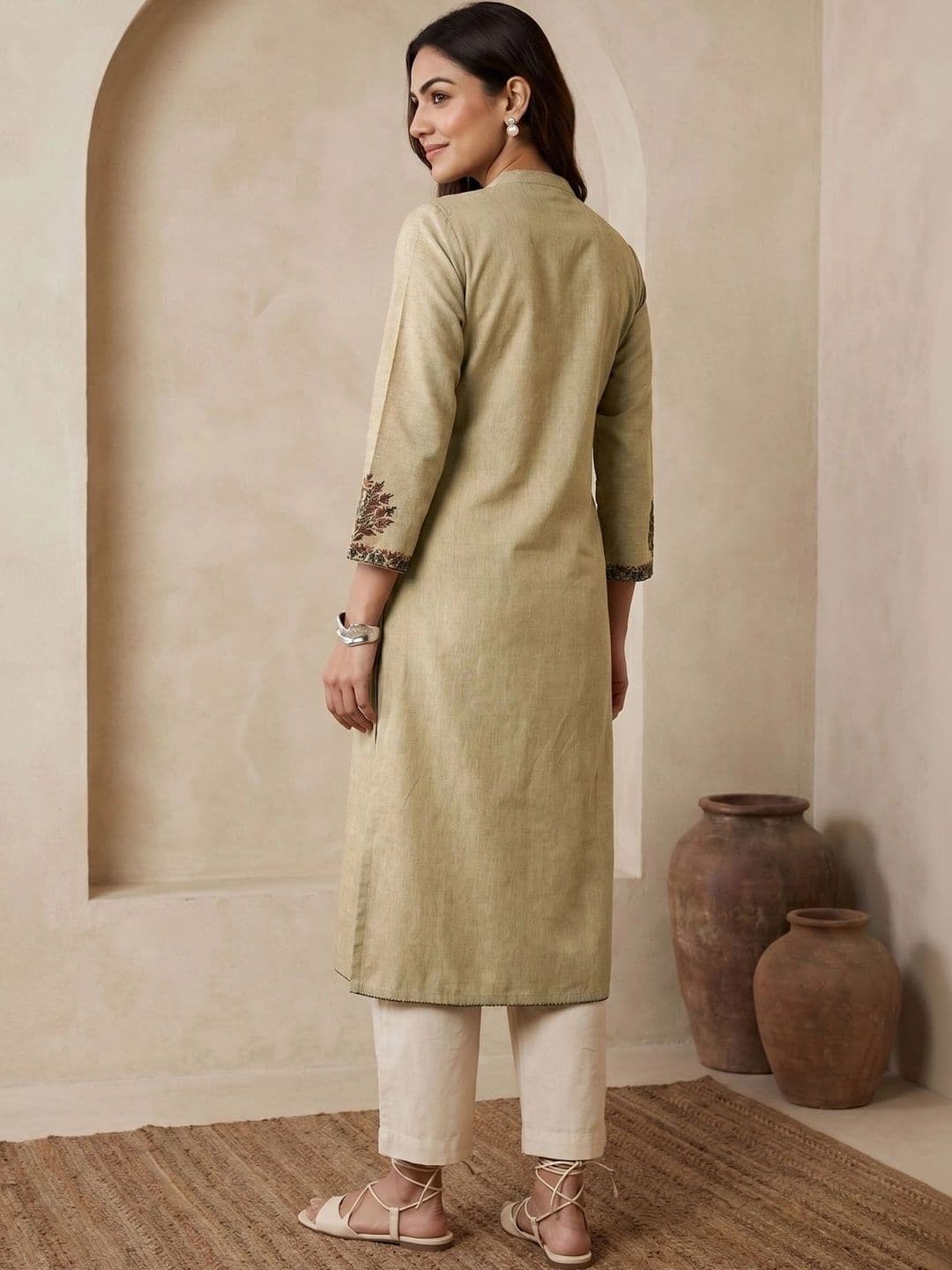 Anouk Women Ethnic Motifs Embroidered Thread Work Kurta thumbnail 4