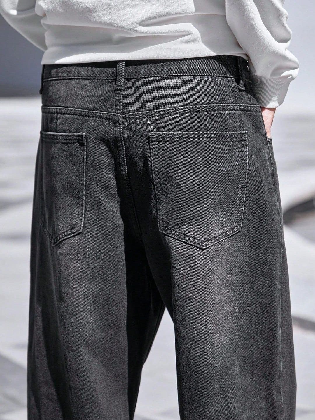 PINKLIT Men Straight Fit Mid-Rise Low Distress Light Fade Jeans thumbnail 6