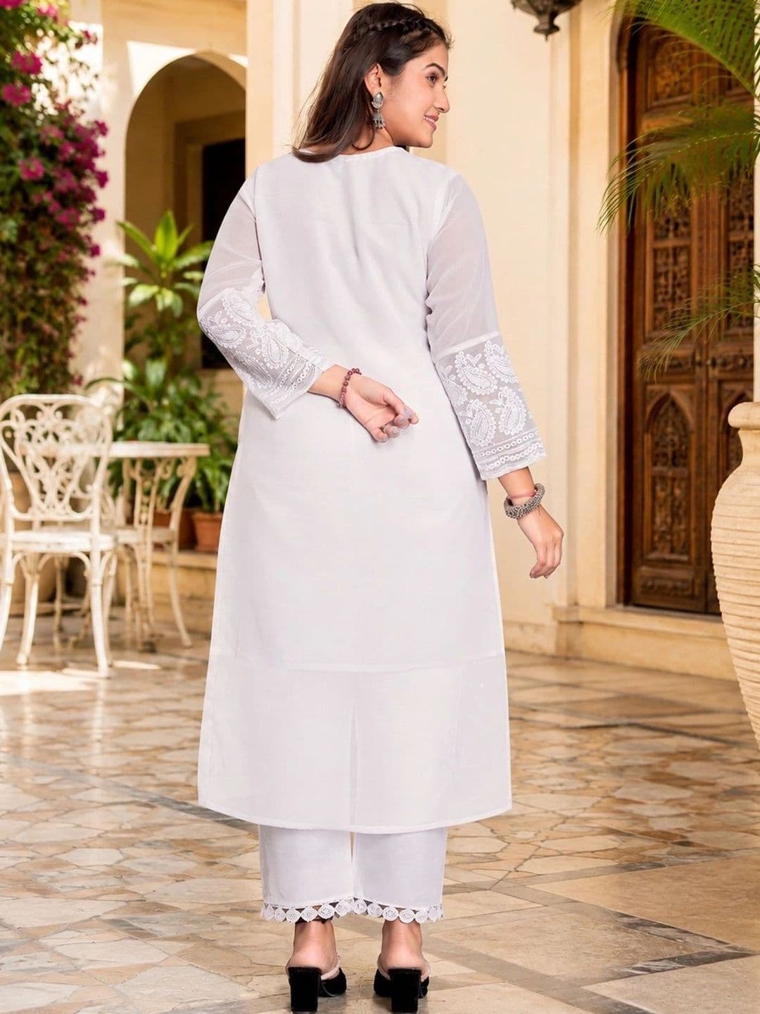 C H CREATION Ethnic Motifs Embroidered Chikankari Pure Georgette Chikankari Kurti thumbnail 3