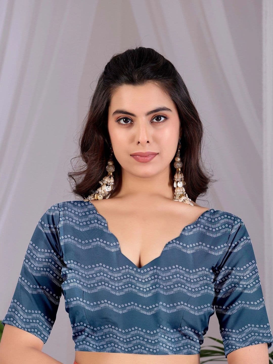 LeeliPeeri Designer Satin Designer Saree thumbnail 3