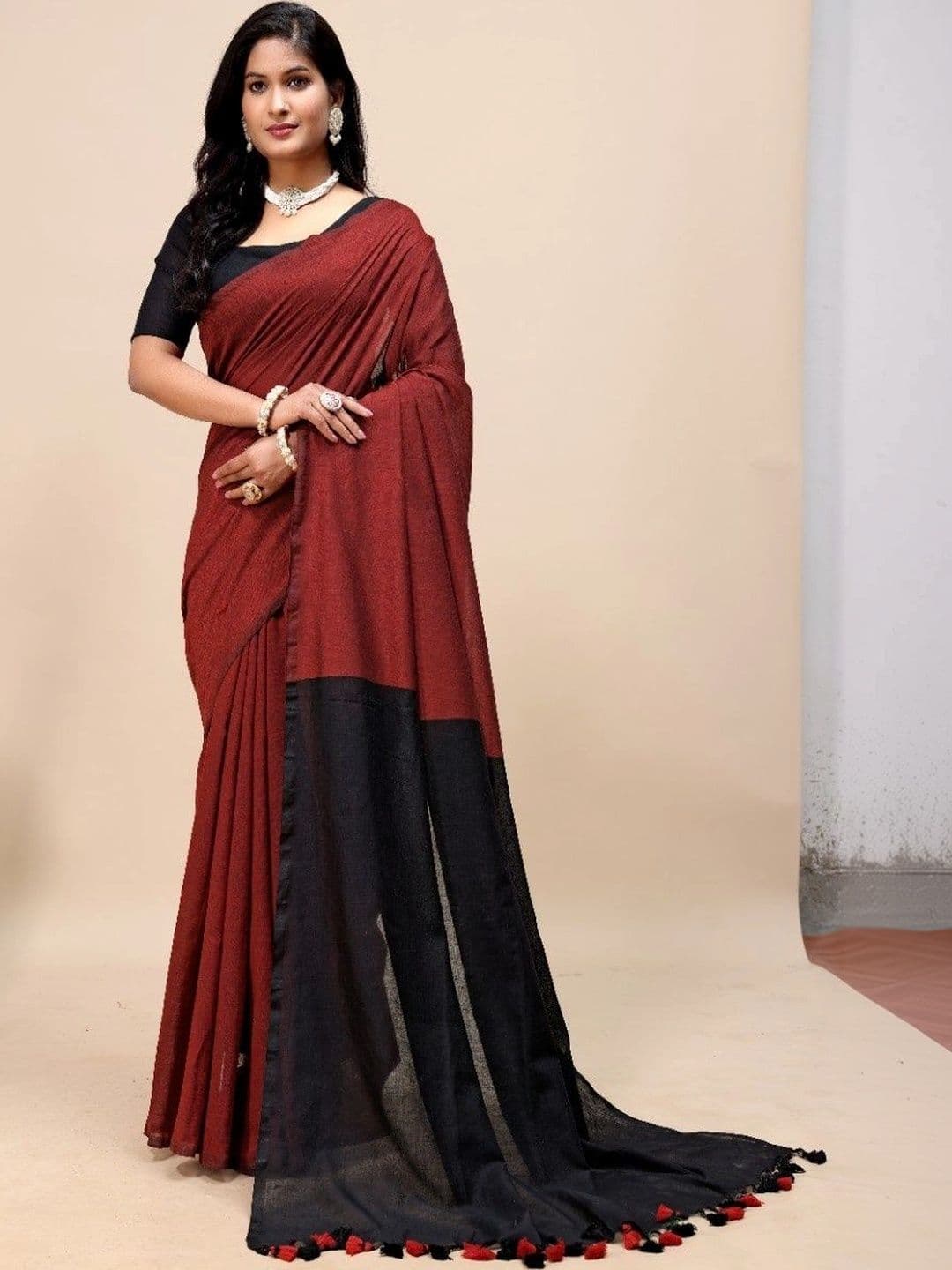 aeriebier Woven Design Zari Khadi Saree - view 1