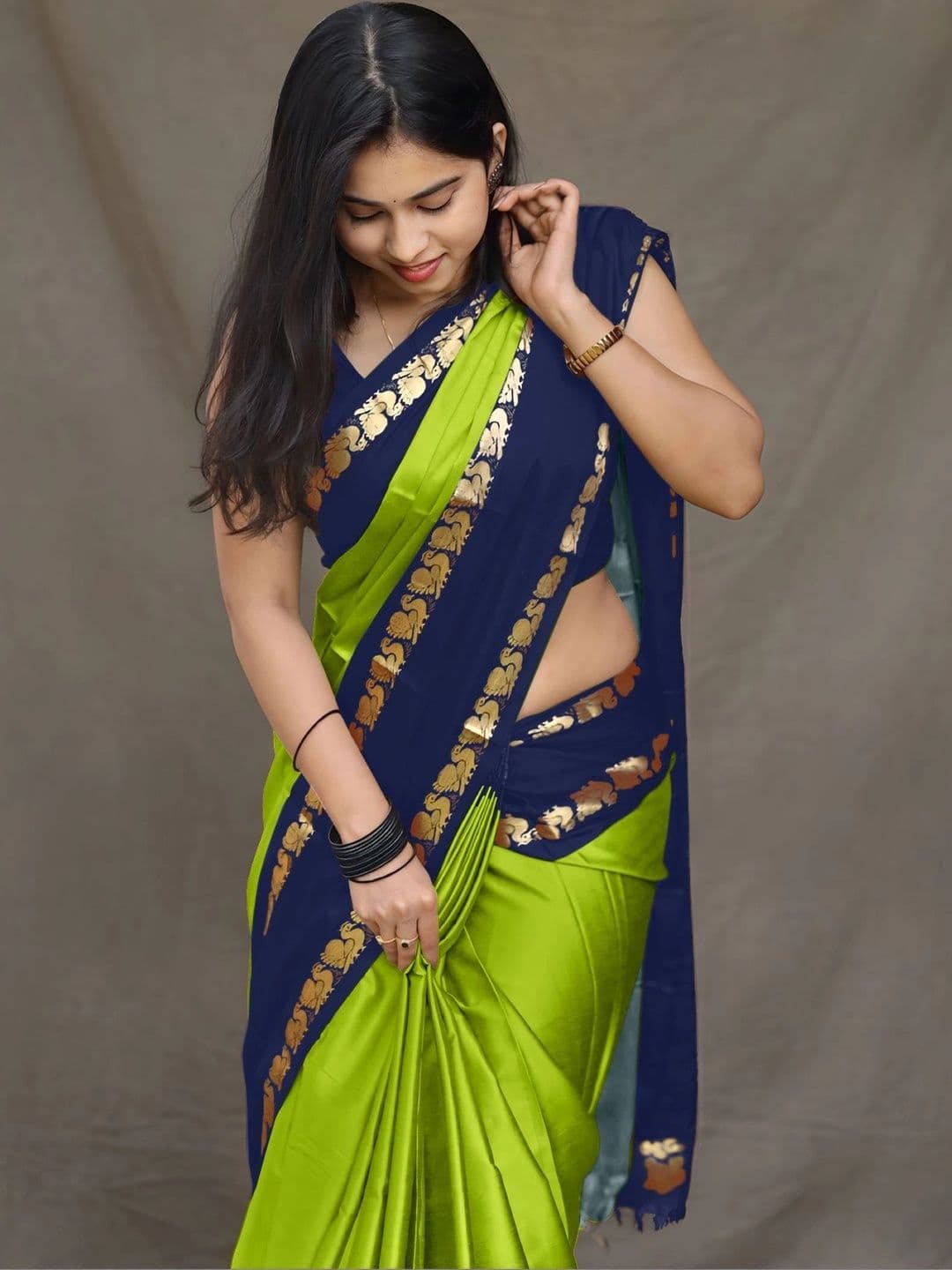 UMANTA Ethnic Motifs Zari Silk Cotton Designer Gadwal Saree thumbnail 4