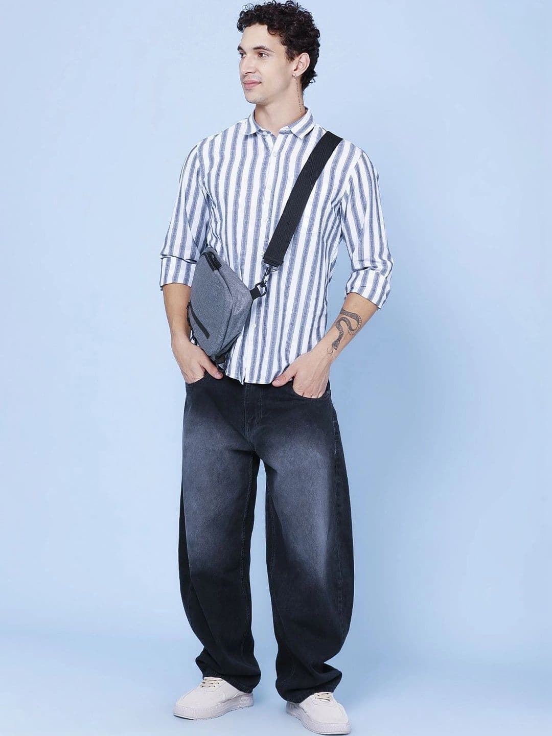 LIMEROAD Men Slim Fit Striped Casual Shirt thumbnail 2