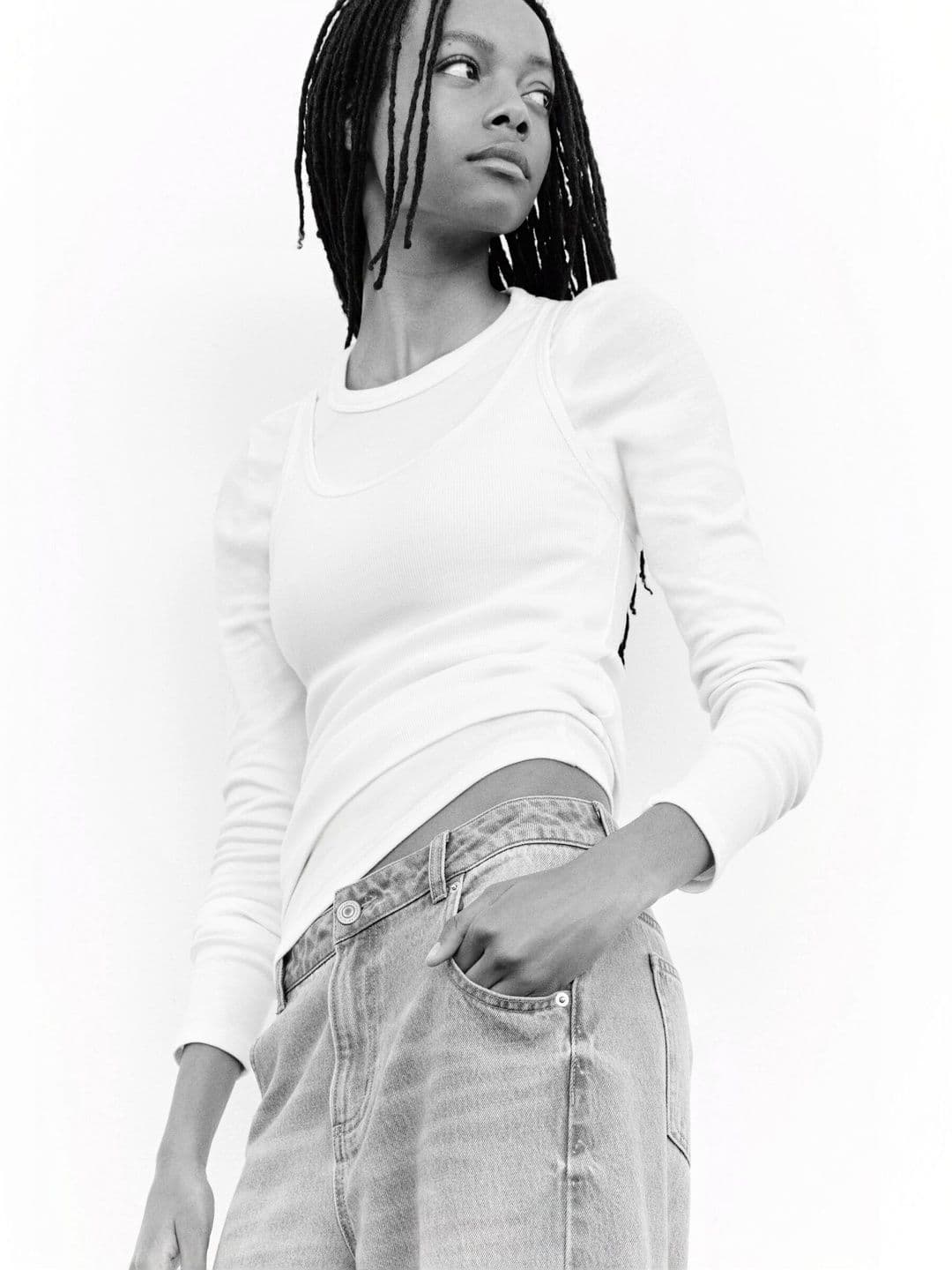 H&M Women Jeans thumbnail 4