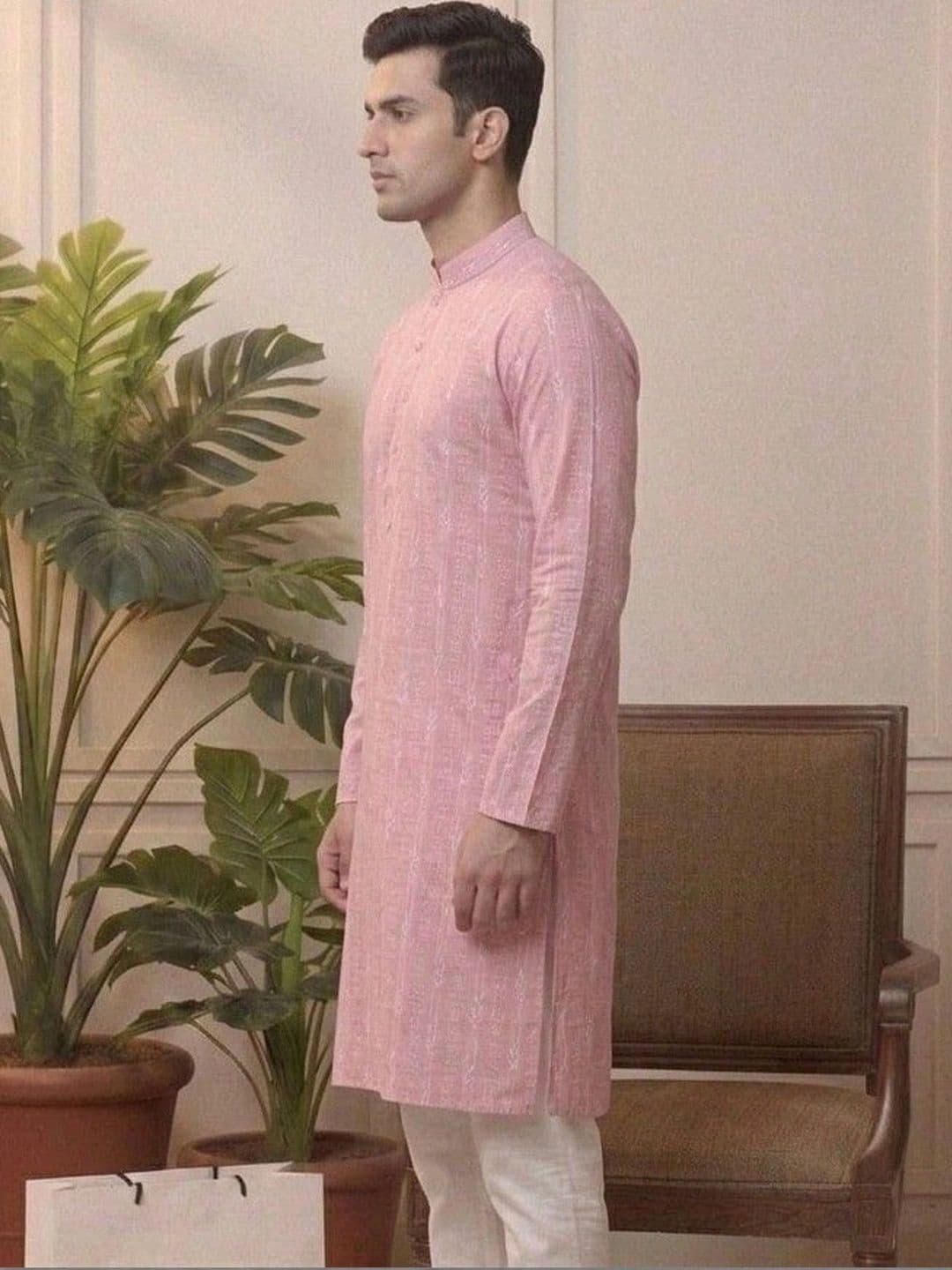 Sypher Boutique Men Dobby Handloom Kurta thumbnail 4