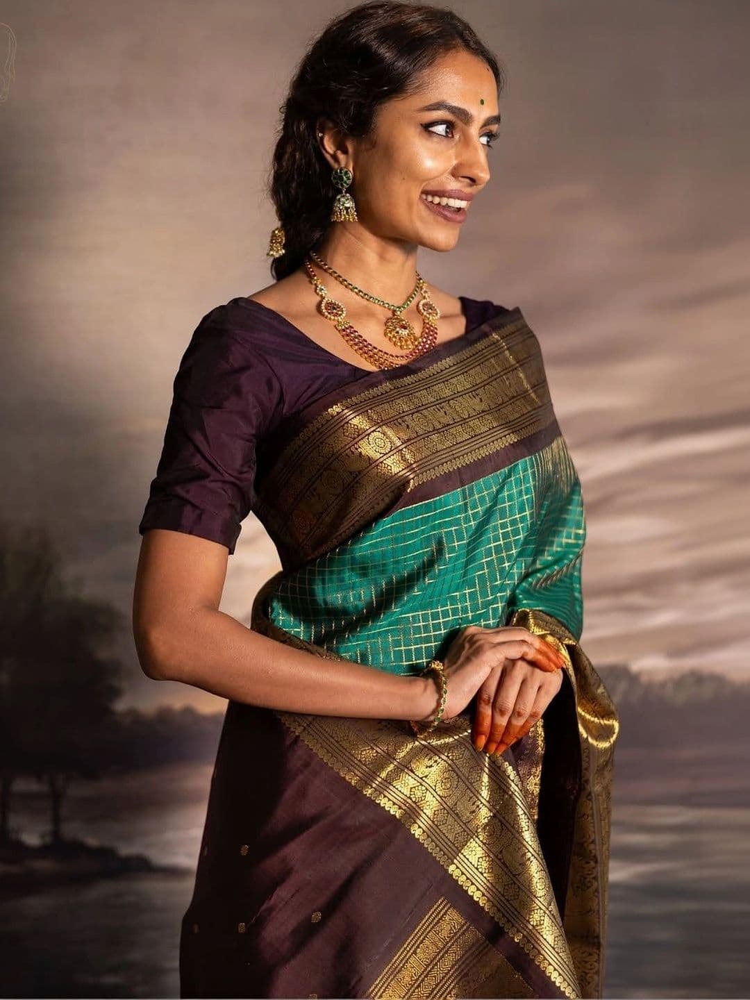 ZELLURE Kalamkari Zari Art Silk Kanjeevaram Saree thumbnail 4
