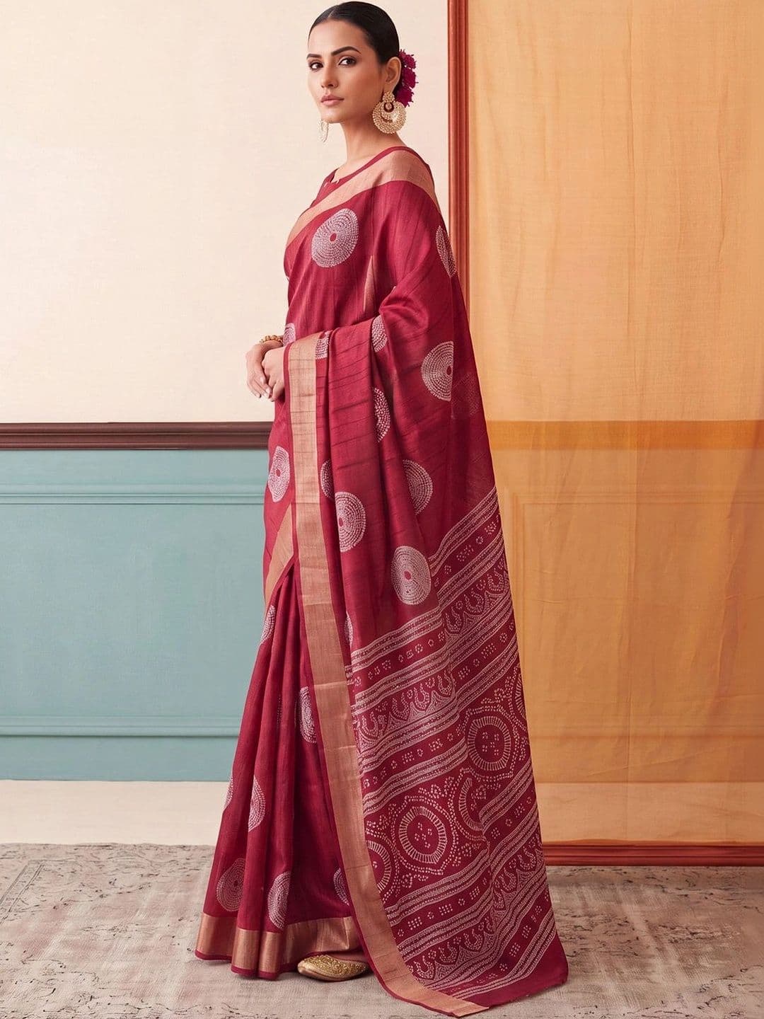 Anouk Bandhani Zari Silk Blend Designer Block Print Saree thumbnail 2