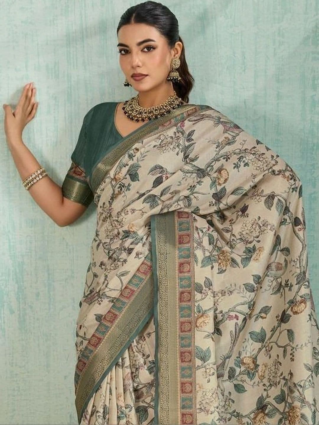 Moda Rapido Floral Silk Blend Designer Saree thumbnail 2
