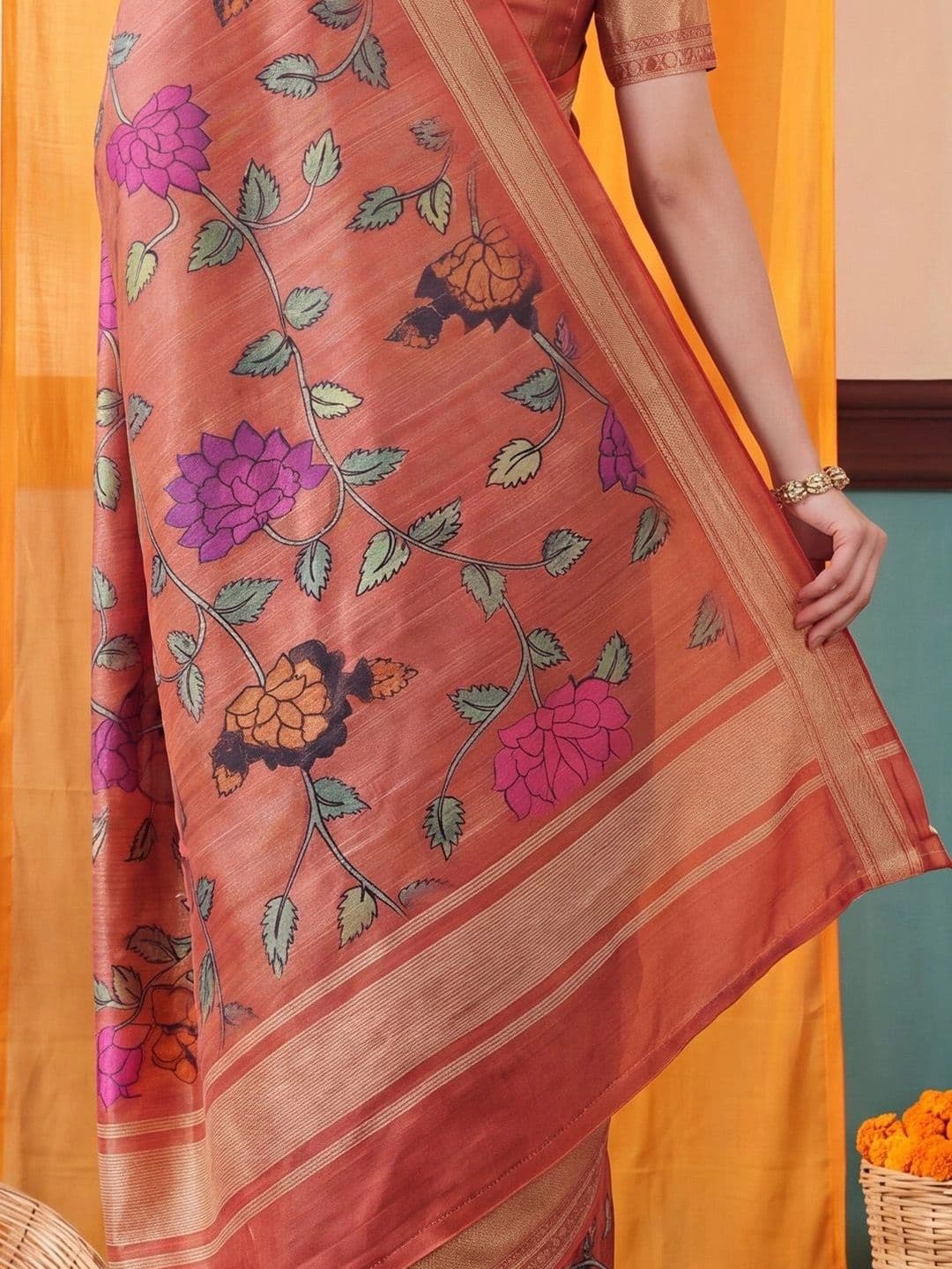Anouk Floral Designer Saree thumbnail 6