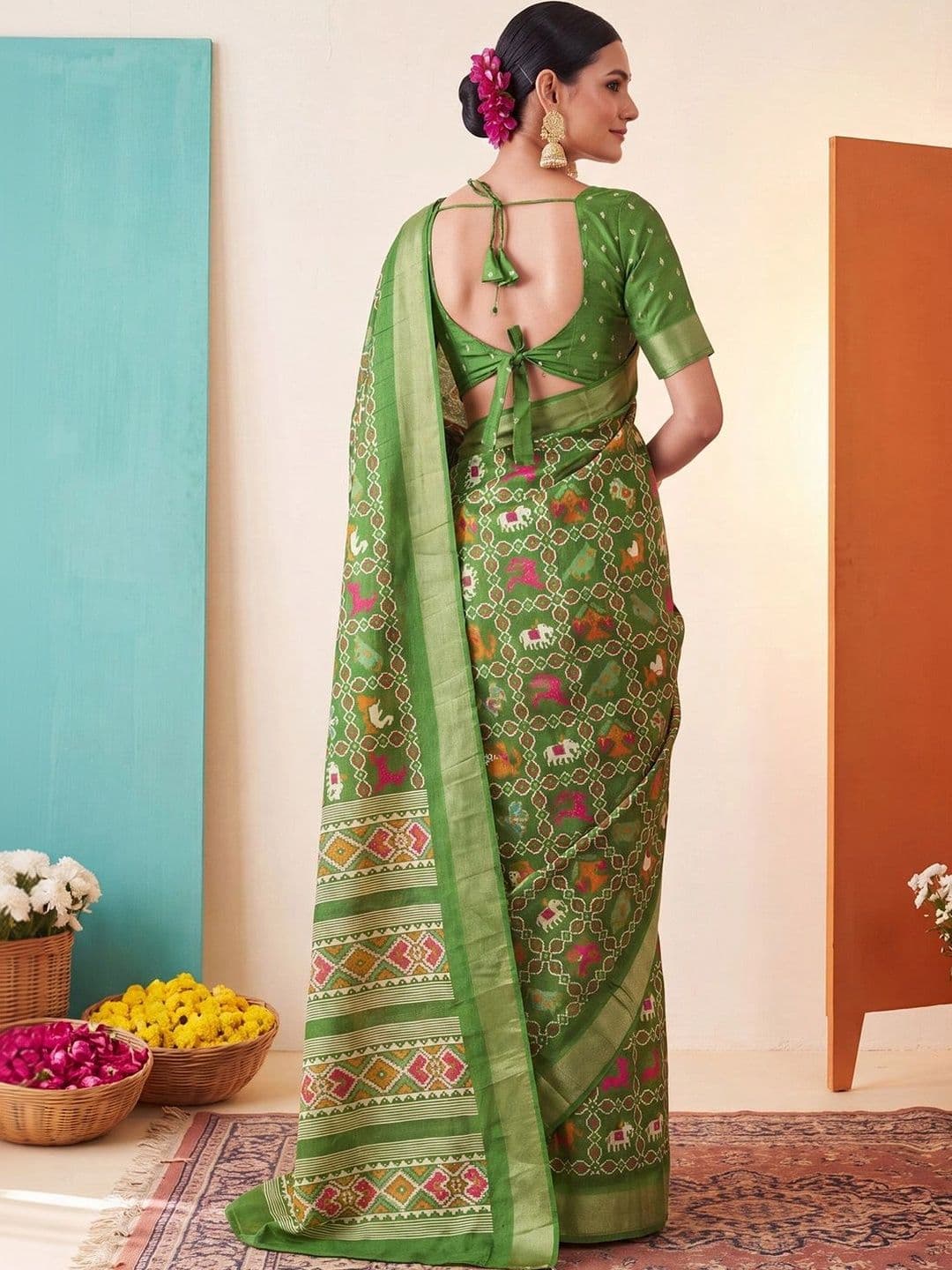 Anouk Woven Design Zari Silk Blend Designer Patola Saree thumbnail 4