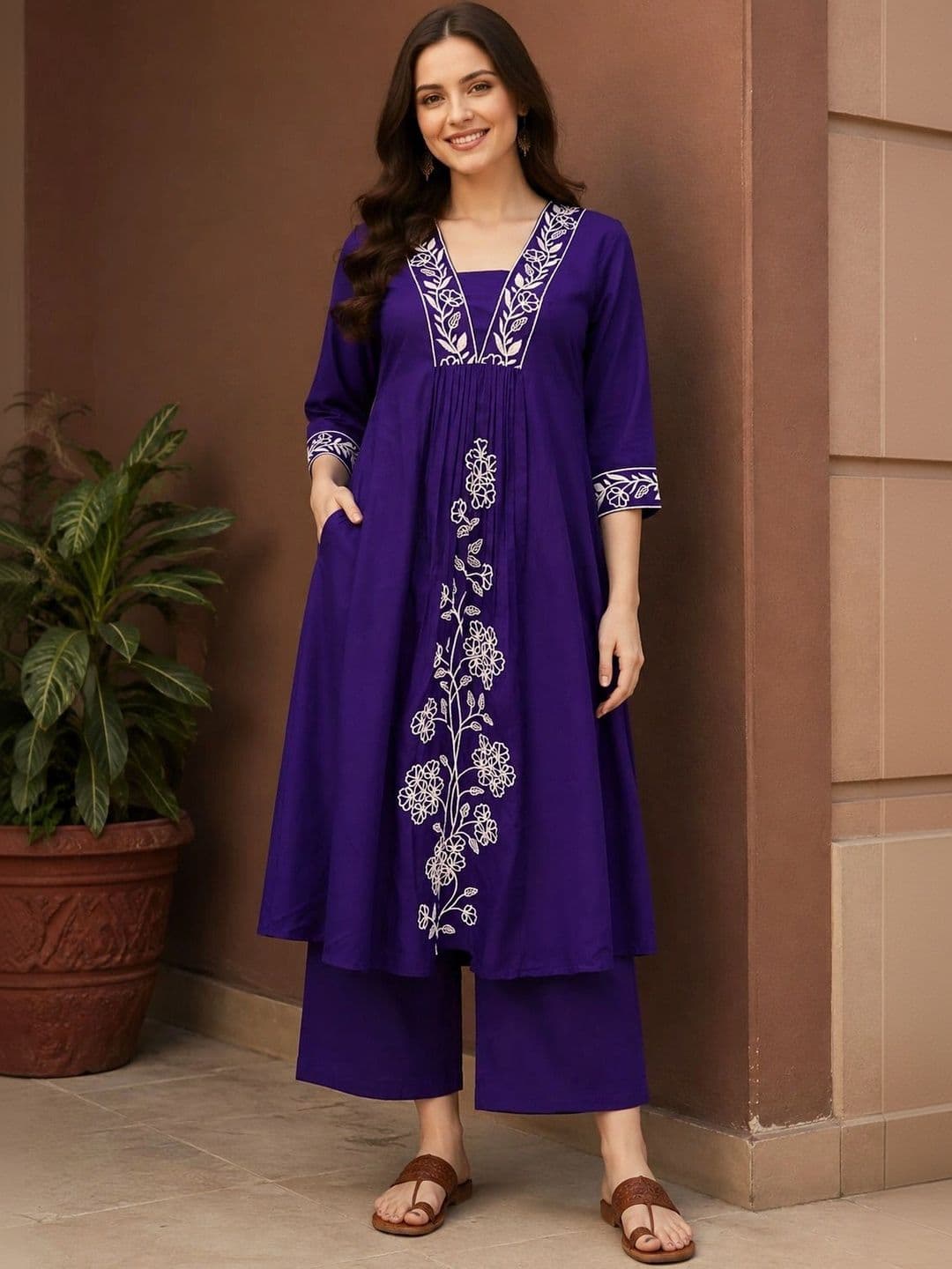 NEW ETHNIC 4 YOU Women Floral Embroidered Empire Thread Work Kurta with Palazzos - view 1