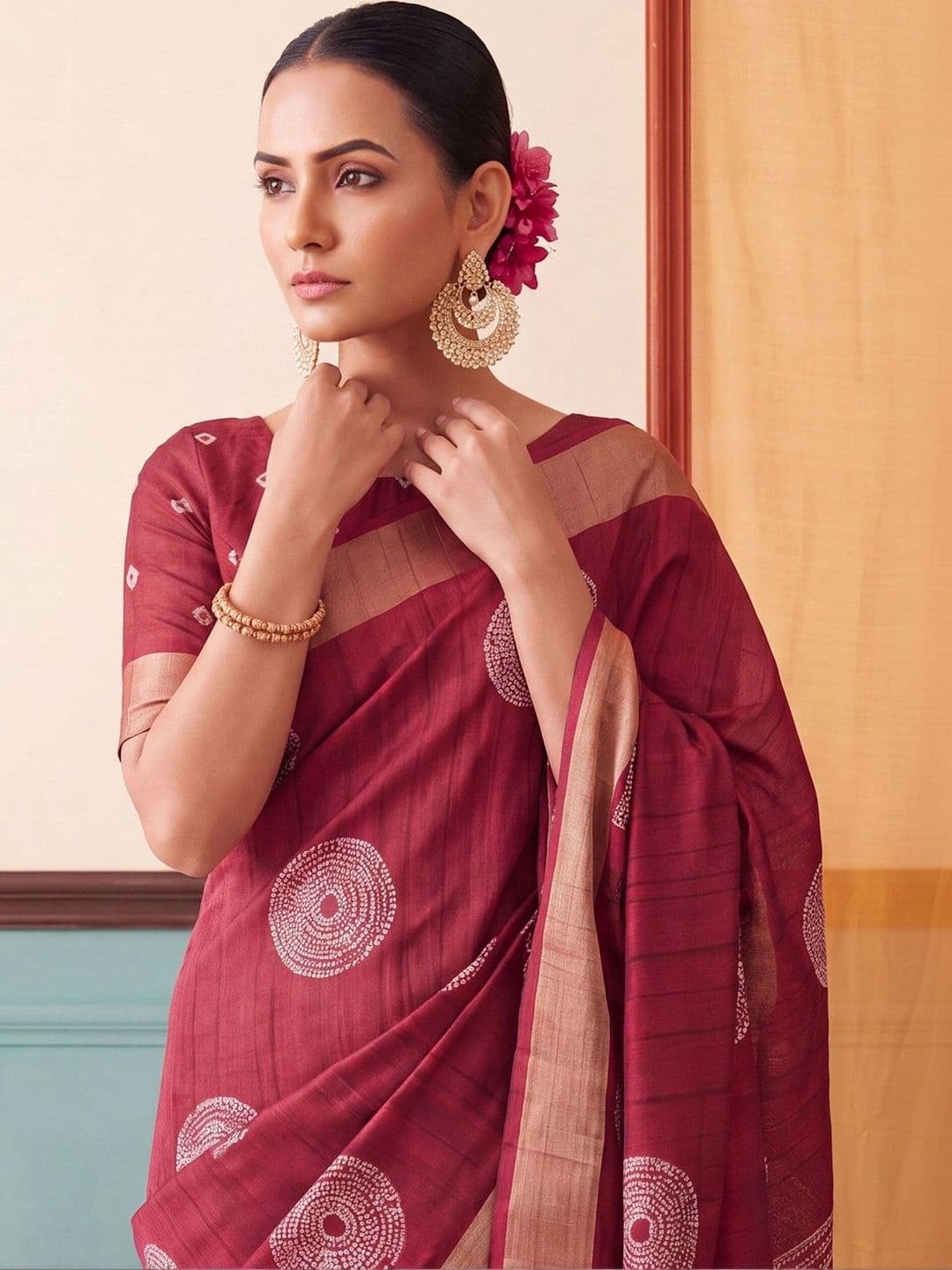 Anouk Bandhani Zari Silk Blend Designer Block Print Saree thumbnail 6