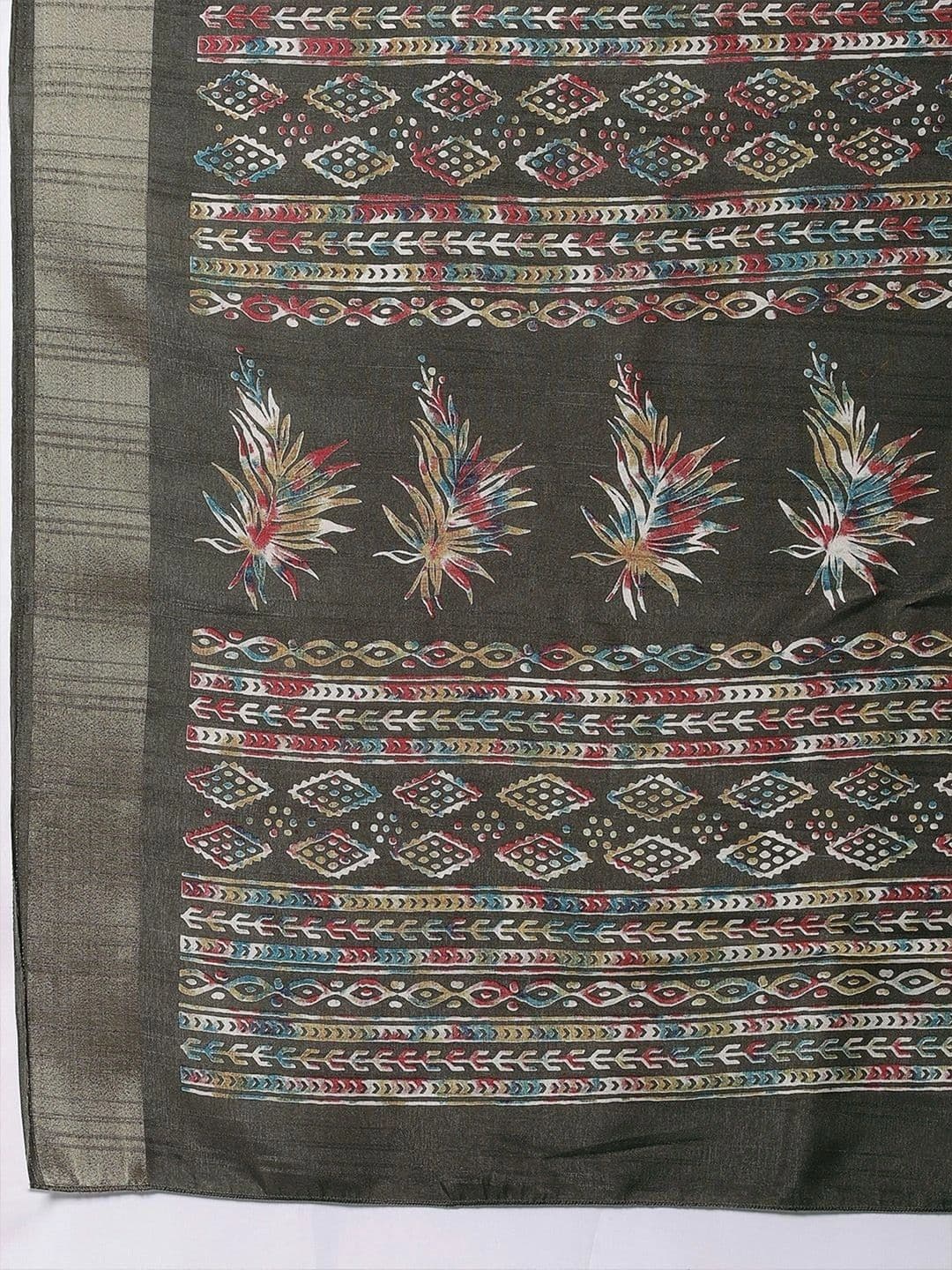 Anouk Floral Zari Silk Blend Designer Saree thumbnail 6