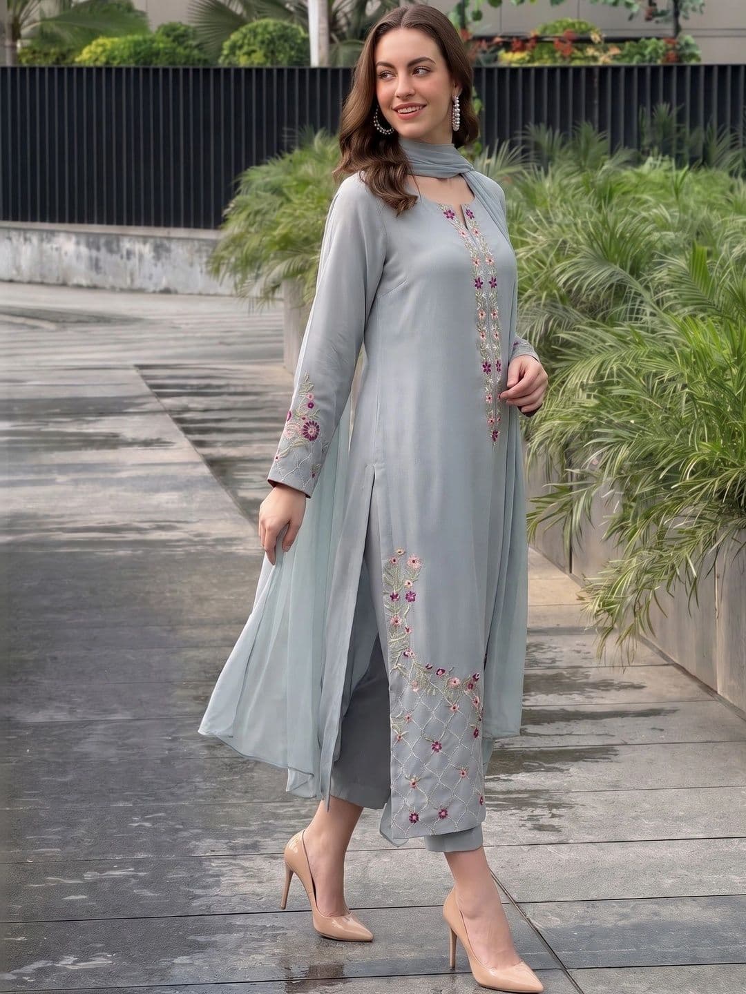 Sangria Embroidered Thread Work Chanderi Silk Straight Kurta with Trousers & Dupatta thumbnail 6