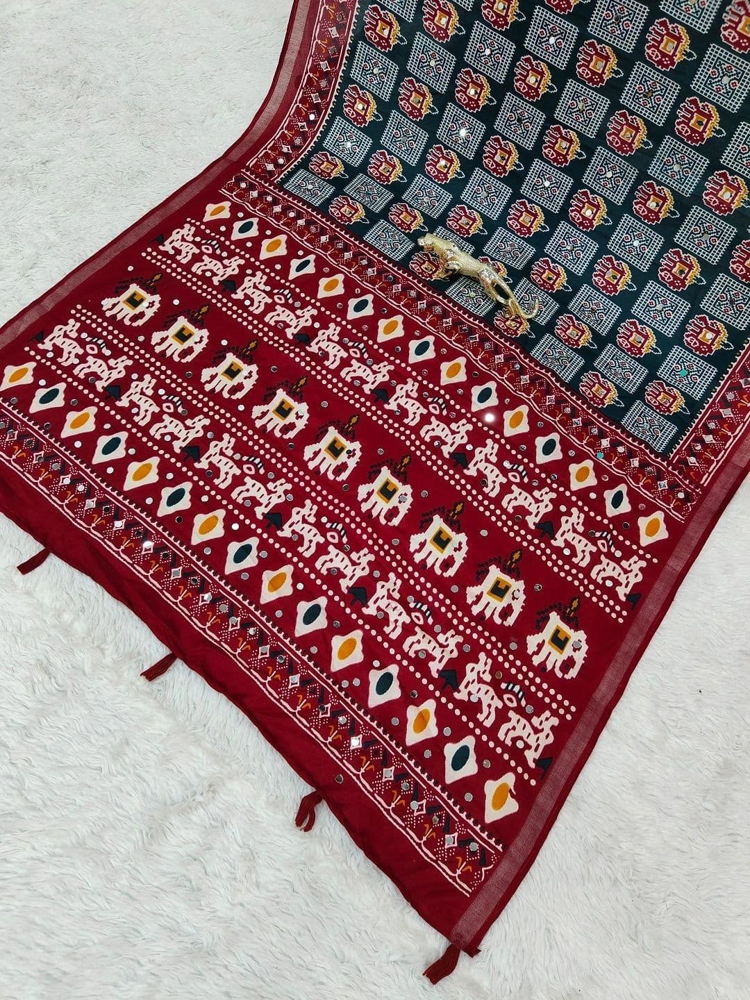 FABBRITY Embellished Mirror Work Pure Cotton Designer Saree thumbnail 2