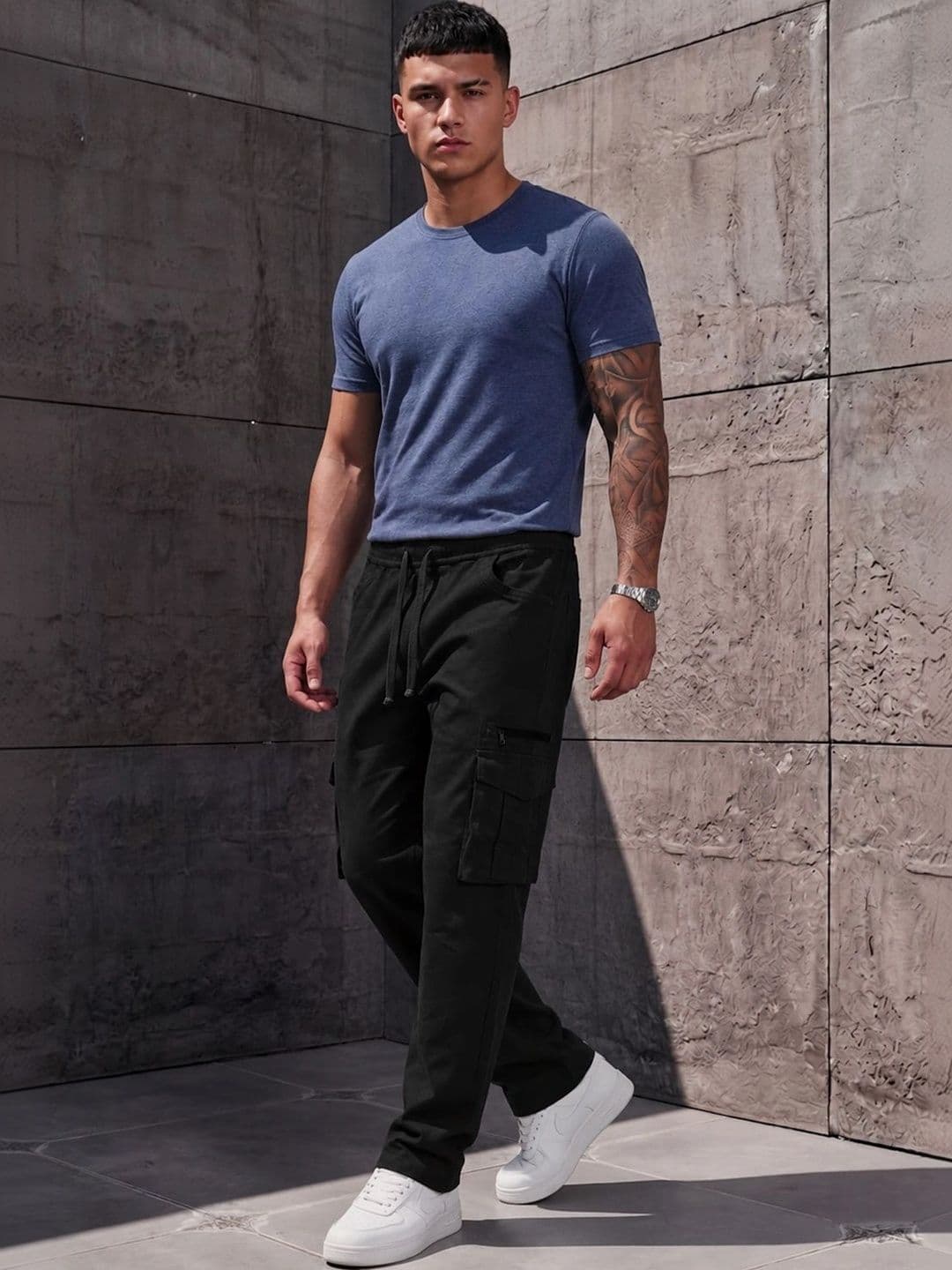 FTX Men Smart Regular Fit Mid-Rise Coated Stretchable Jeans thumbnail 2