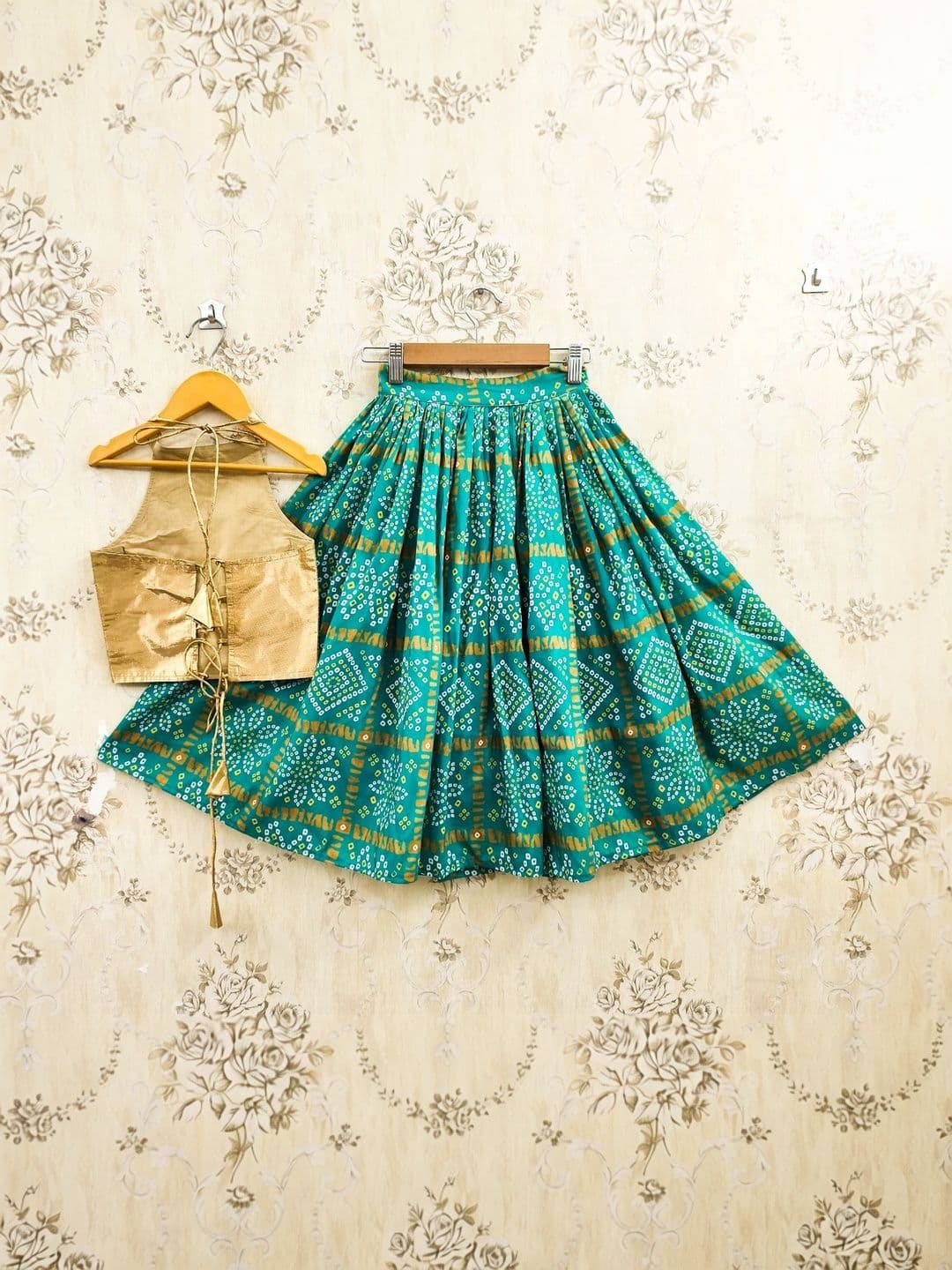 KALINI Girls Ready to Wear Lehenga & thumbnail 2