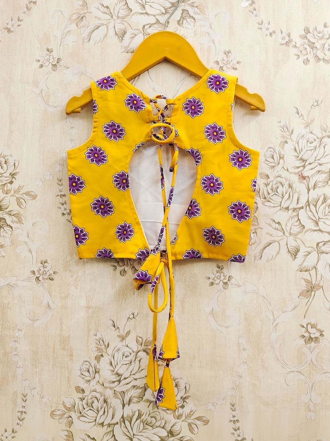 KALINI Girls Printed Ready to Wear Lehenga & Blouse With Dupatta thumbnail 4