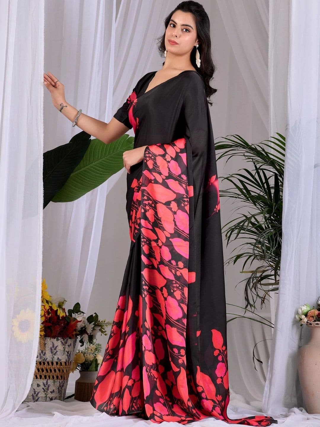 LeeliPeeri Designer Satin Designer Saree thumbnail 3
