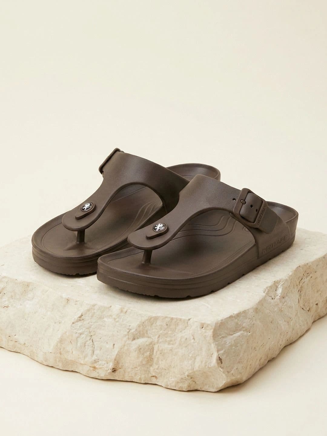 Red Tape Men Thong Flip-Flops thumbnail 7
