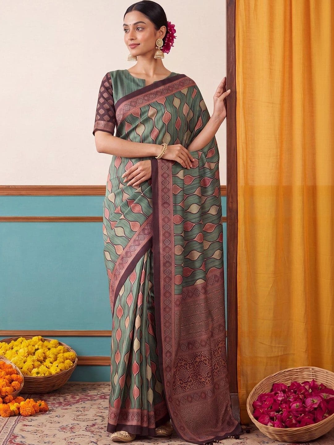 Anouk Silk Blend Designer Block Print Saree thumbnail 2