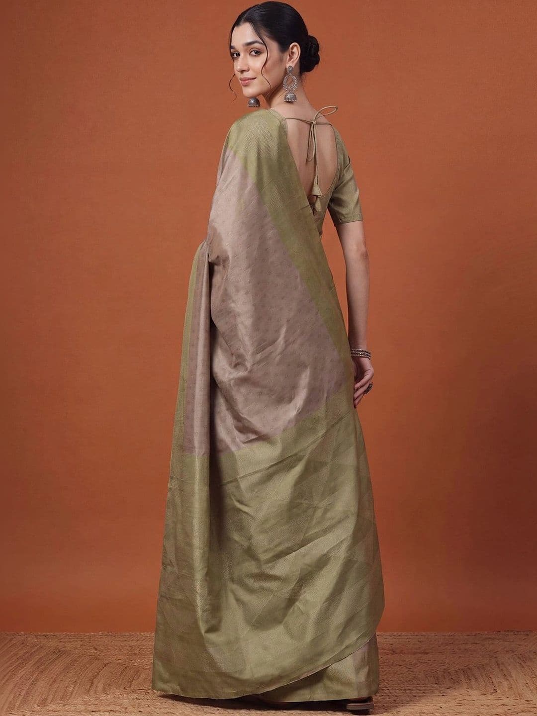 Anouk Floral Silk Blend Designer Tussar Saree thumbnail 5