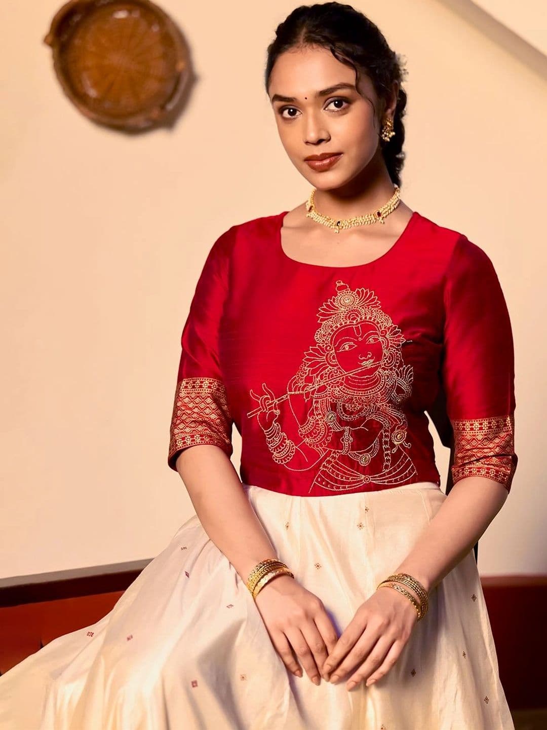 Maybell Women's Silk Blend Embroidered Round Neck Onam Theme Top with Skirt Set thumbnail 3