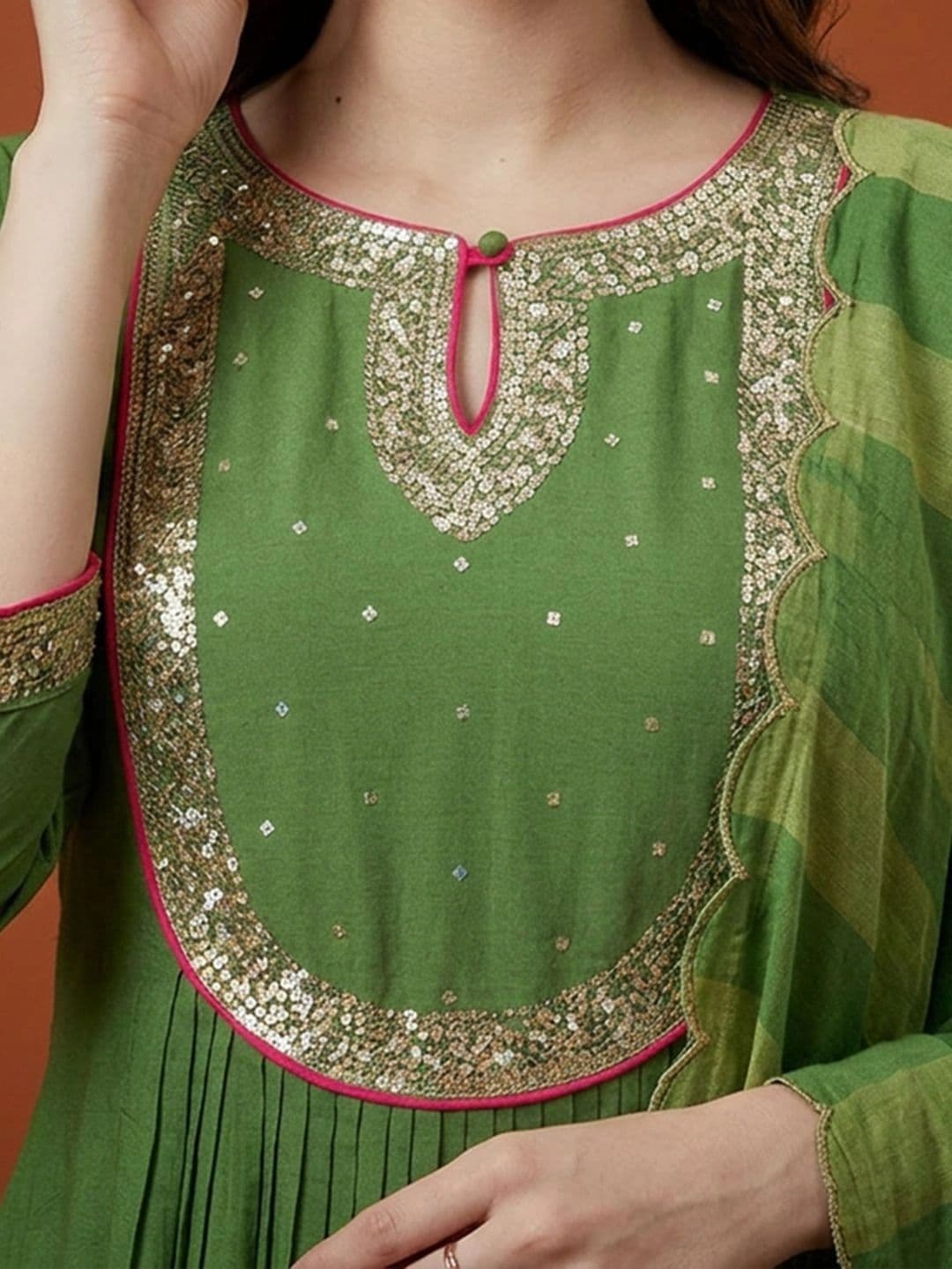 Sangria Women Empire Sequinned Chanderi Silk Kurta with Trousers & With Dupatta thumbnail 5
