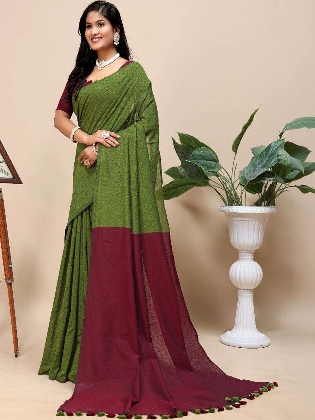 aeriebier Woven Design Zari Khadi Saree thumbnail 3