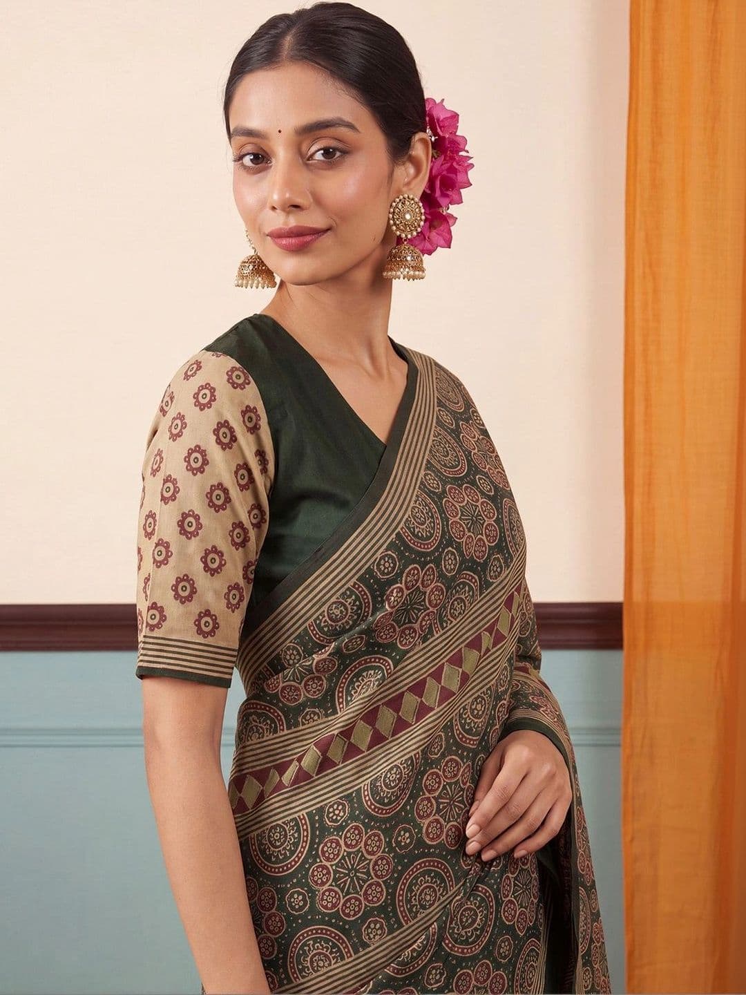 Anouk Silk Blend Designer Block Print Saree thumbnail 3