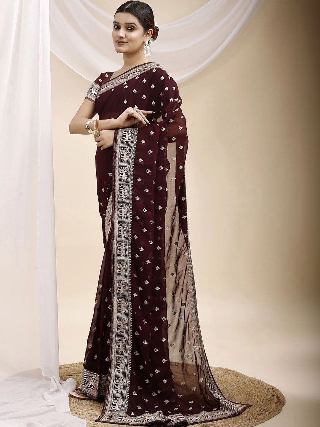 Leelavati Embellished Embroidered Pure Georgette Saree thumbnail 7