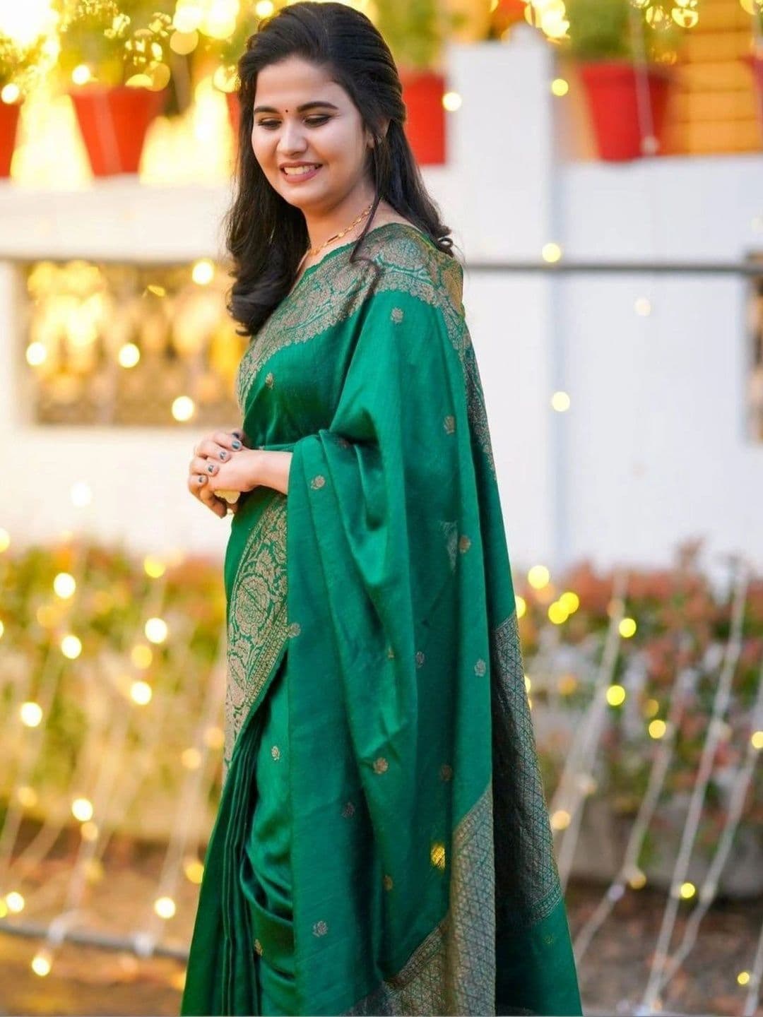 all about you Woven Design Zari Silk Blend Heavy Work Kanjeevaram Saree thumbnail 3