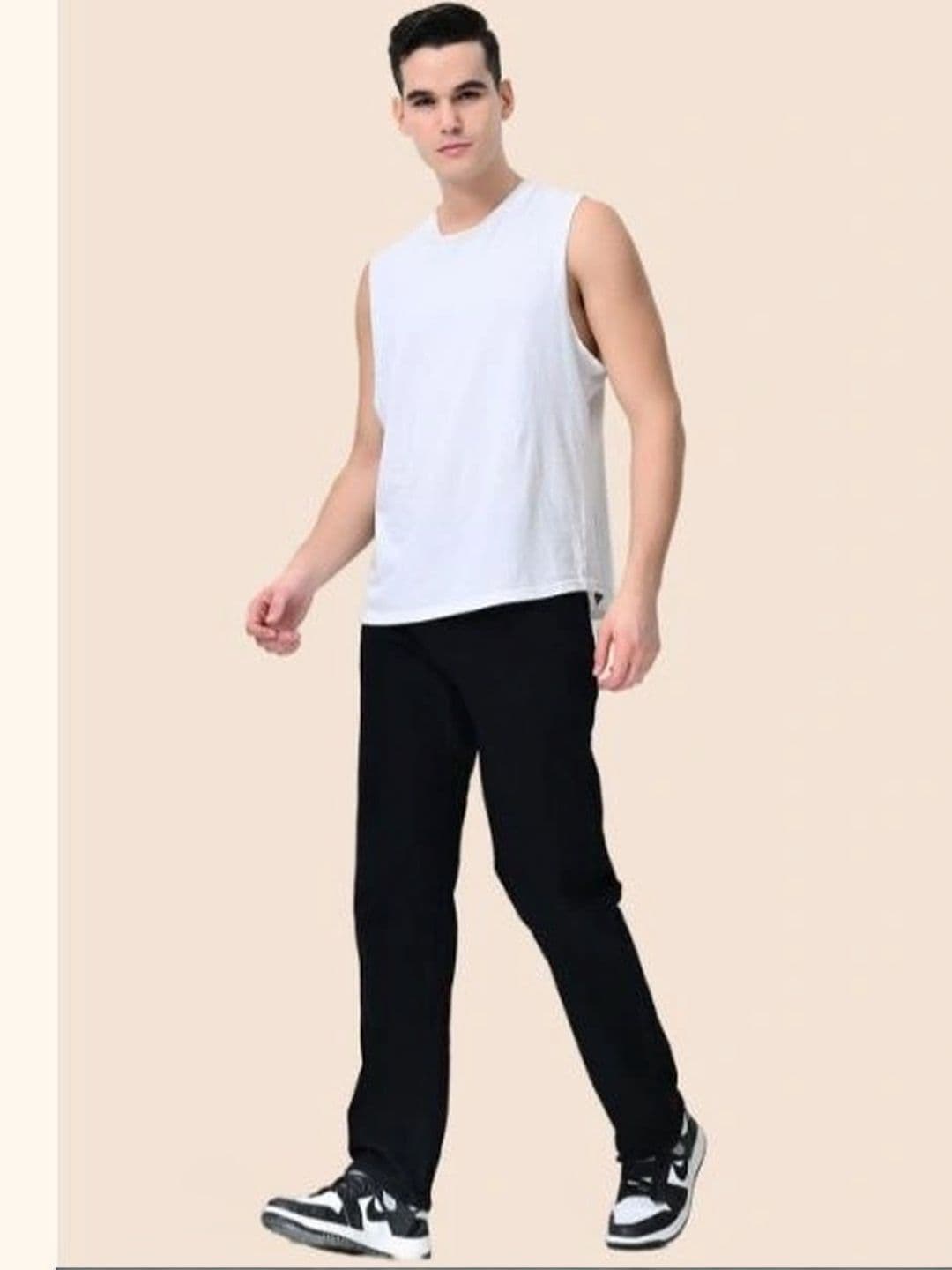 PINKLIT Men Straight Fit Mid-Rise Cotton Jeans thumbnail 3