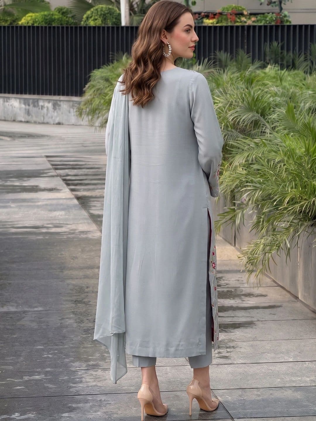 Sangria Embroidered Thread Work Chanderi Silk Straight Kurta with Trousers & Dupatta thumbnail 2